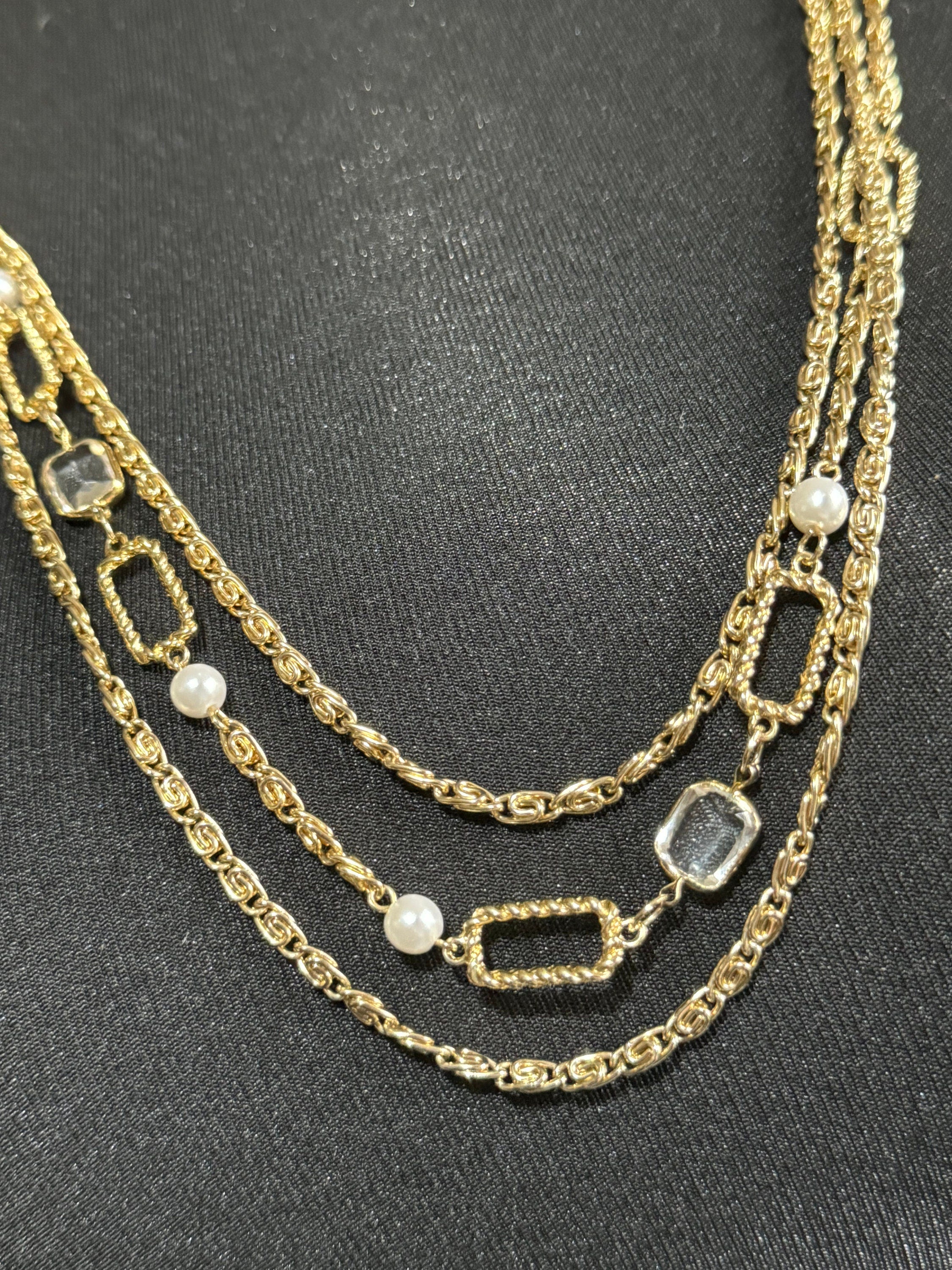 vintage 1970s Rivière octagonal bezel set clear glass Crystal gold tone multi strand 3 row chain necklace