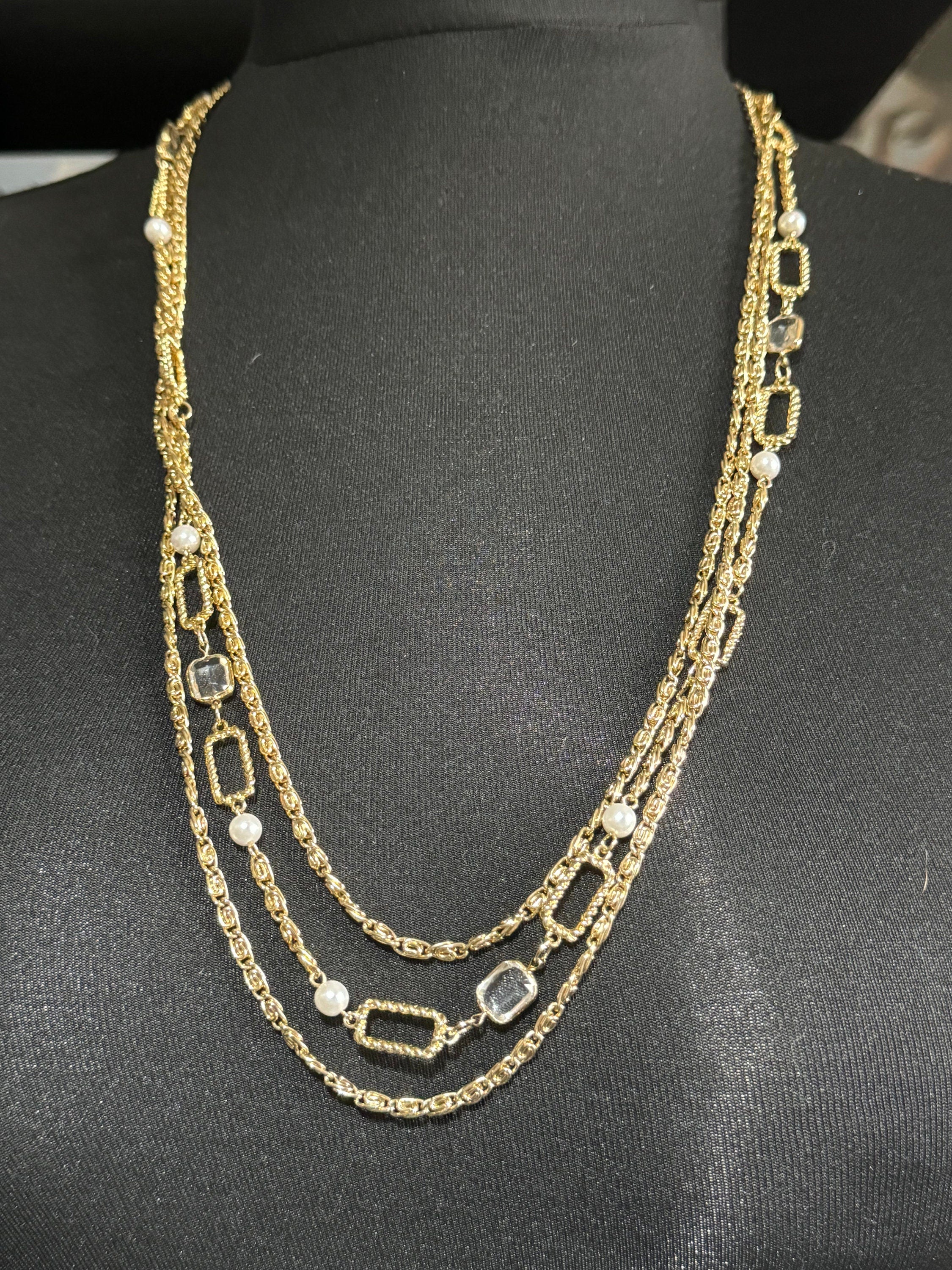 vintage 1970s Rivière octagonal bezel set clear glass Crystal gold tone multi strand 3 row chain necklace