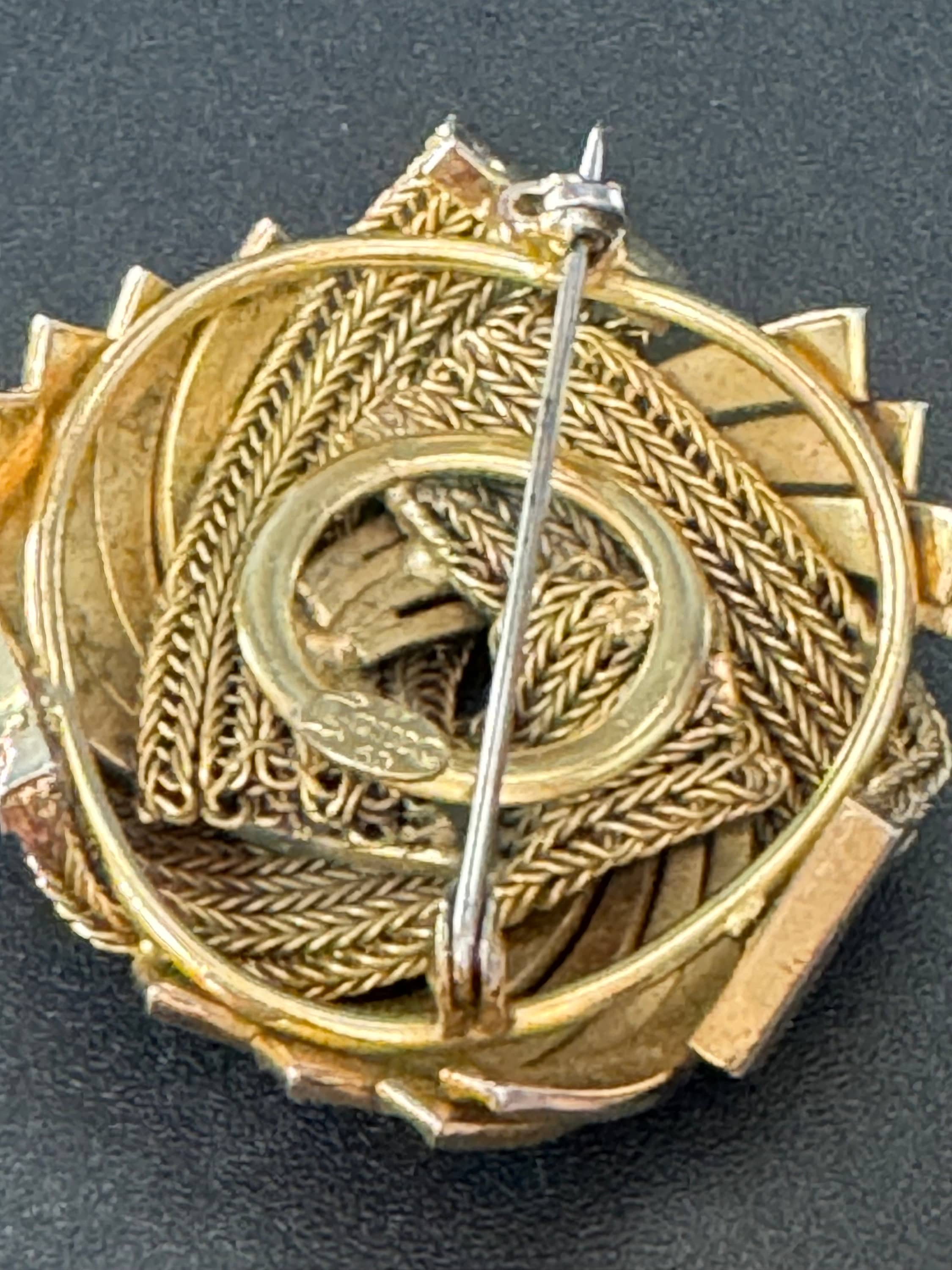 Signed GROSSE 1960 German Designer Gold Tone abstract classic knot design modernist high end brooch with roll clasp 1960s