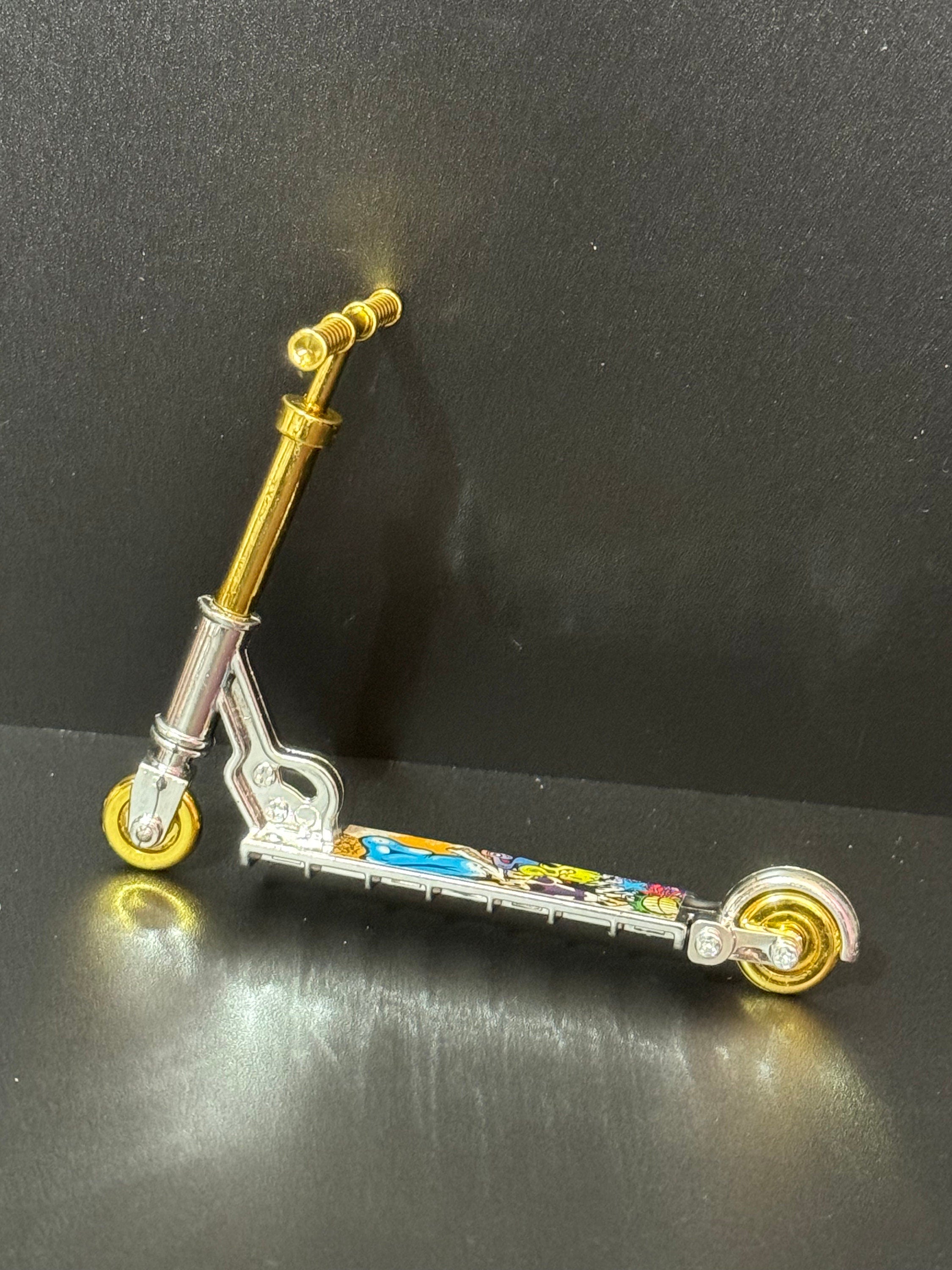 Miniature Gold and silver scooter cake topper decoration plastic finger operated sports