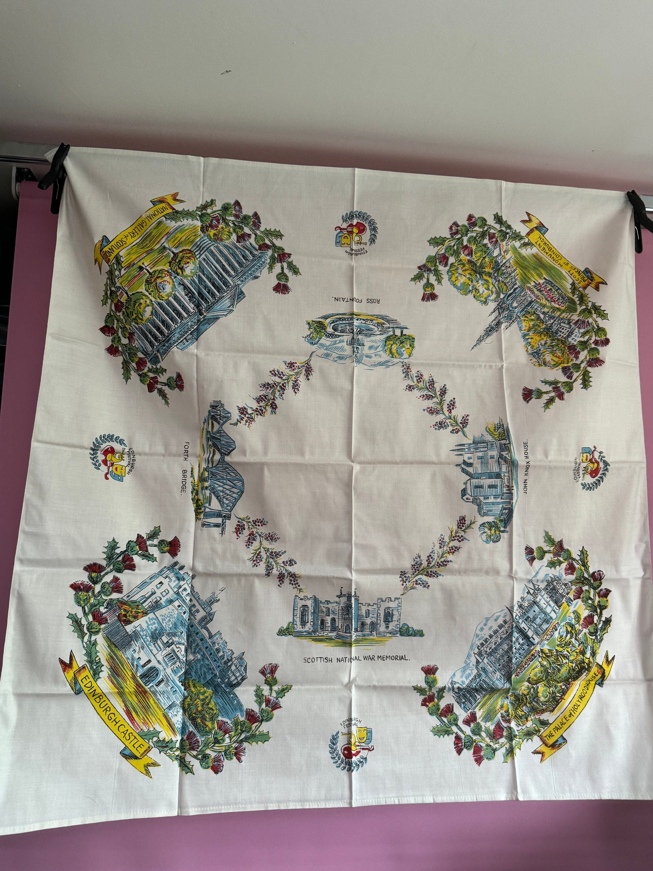 36” Vintage printed souvenir tablecloth EDINBURGH SCOTLAND landmarks Scottish city