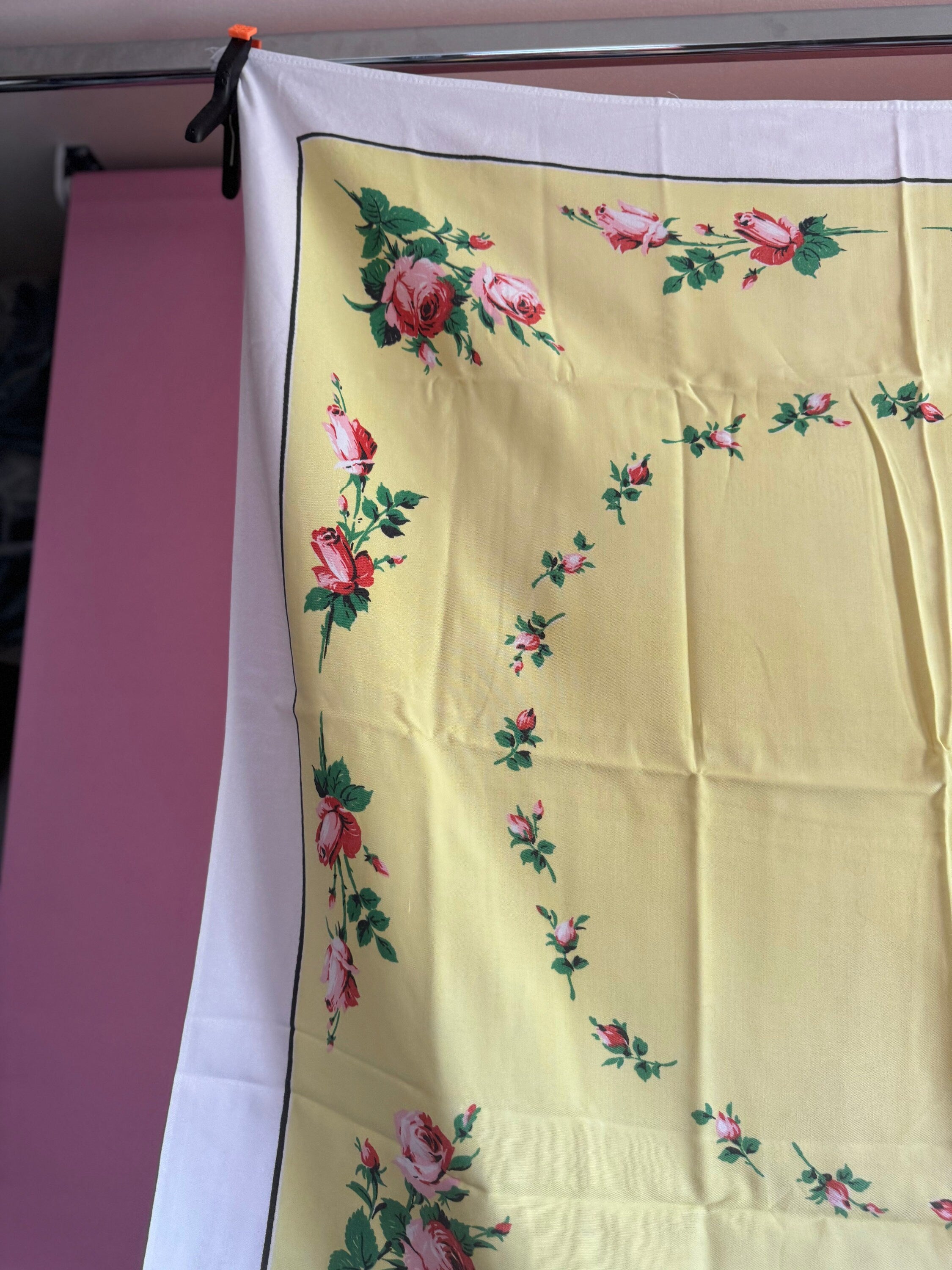 34” English roses yellow Vintage printed tablecloth for tea party