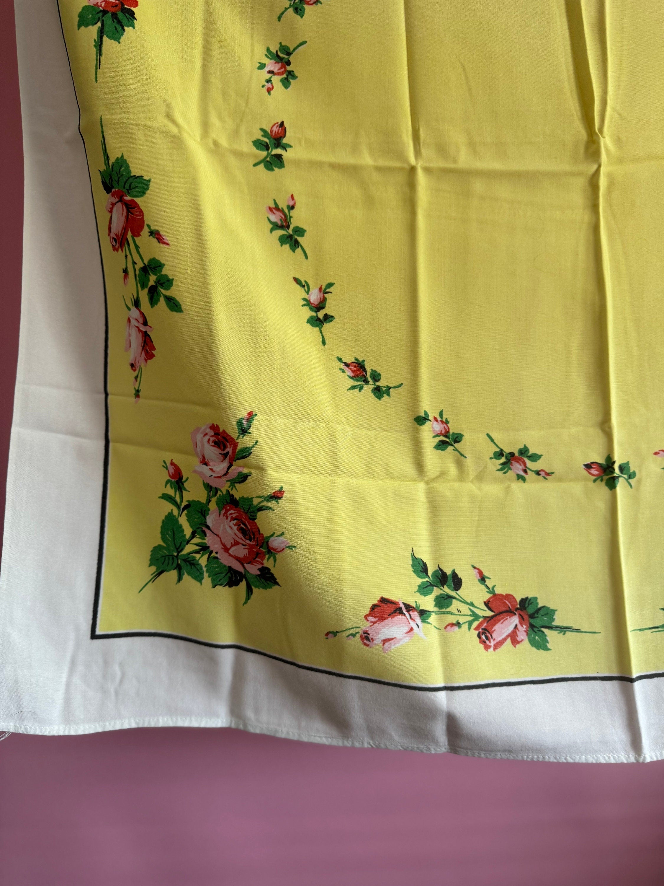 34” English roses yellow Vintage printed tablecloth for tea party