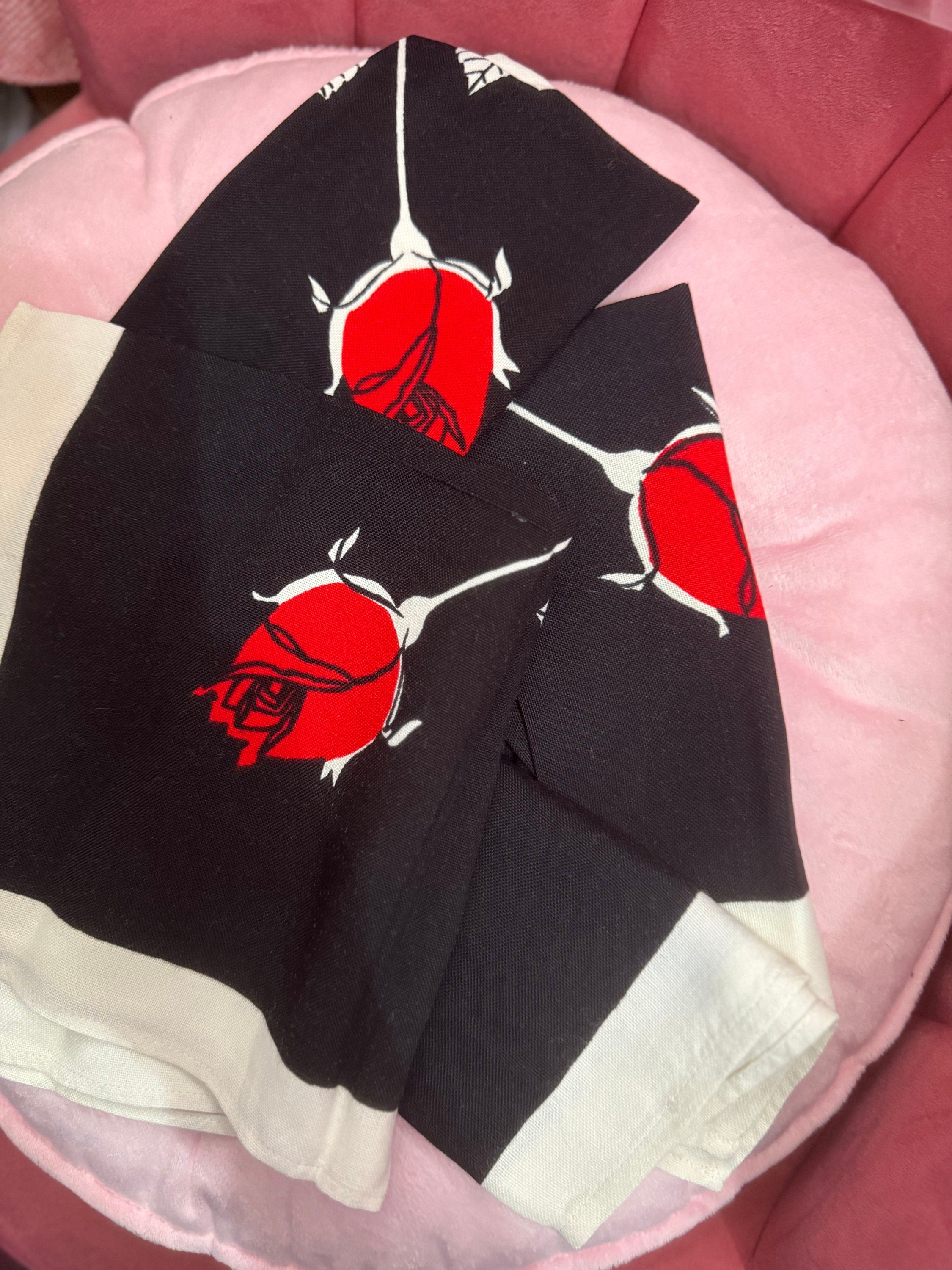 Vintage Floral Tablecloth: Black, White & Red Roses, 4 Napkins (47" Square)