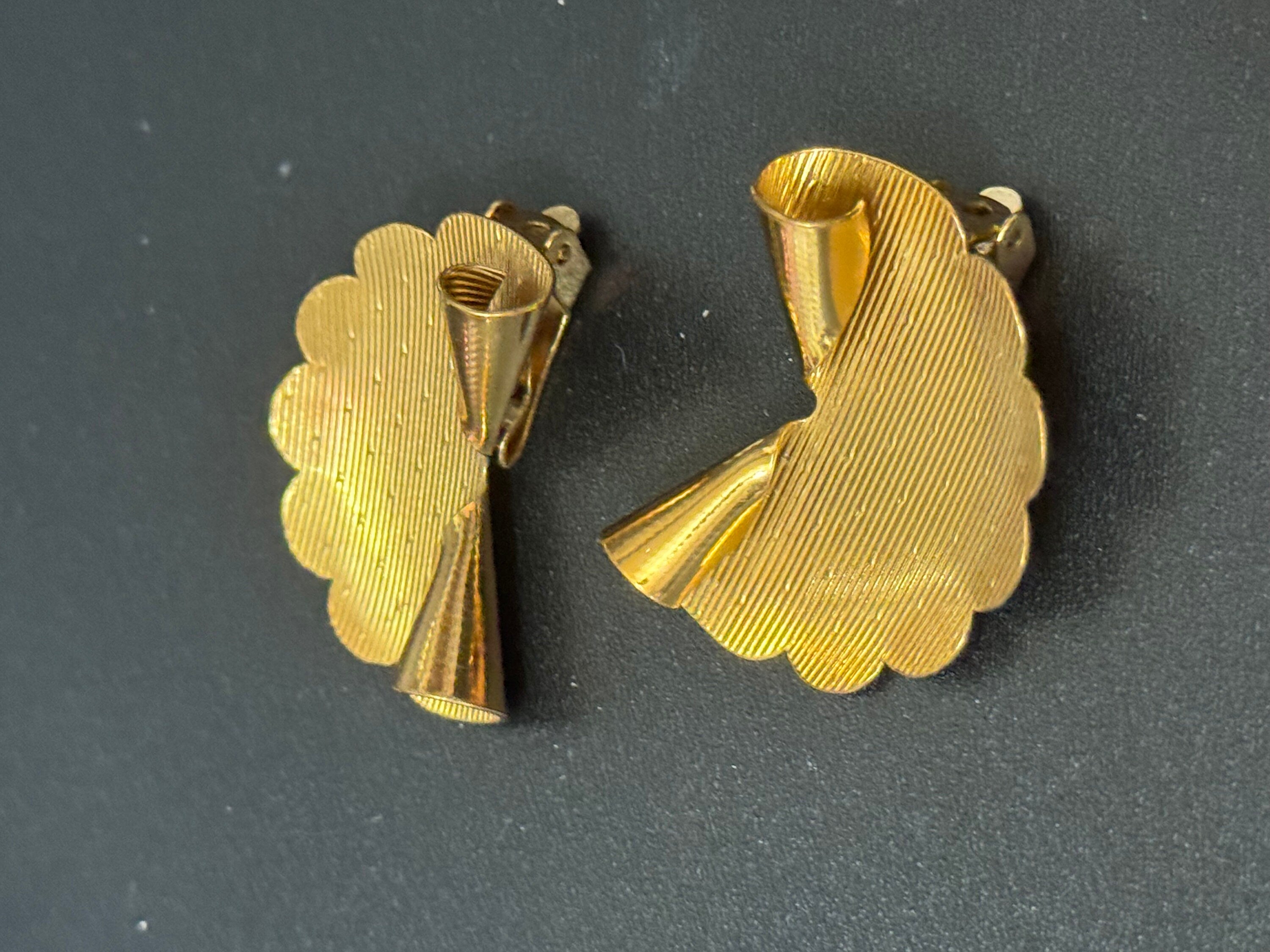 True vintage signed KIGU of London Scalloped oversized fan Clip on earrings 22ct gold plated old shop stock from 1950s