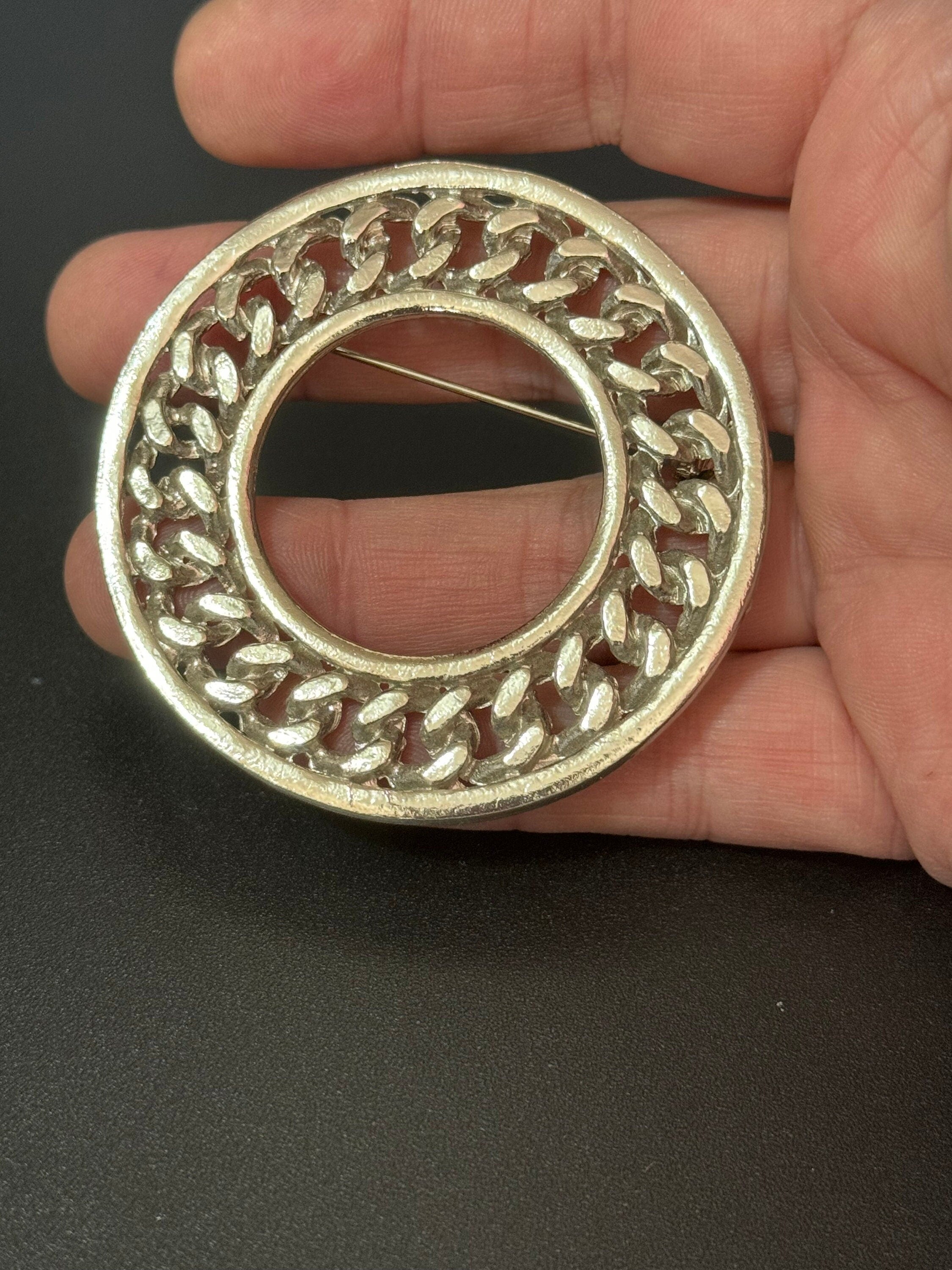 True vintage oversized round silver tone chain link large brooch old shop stock