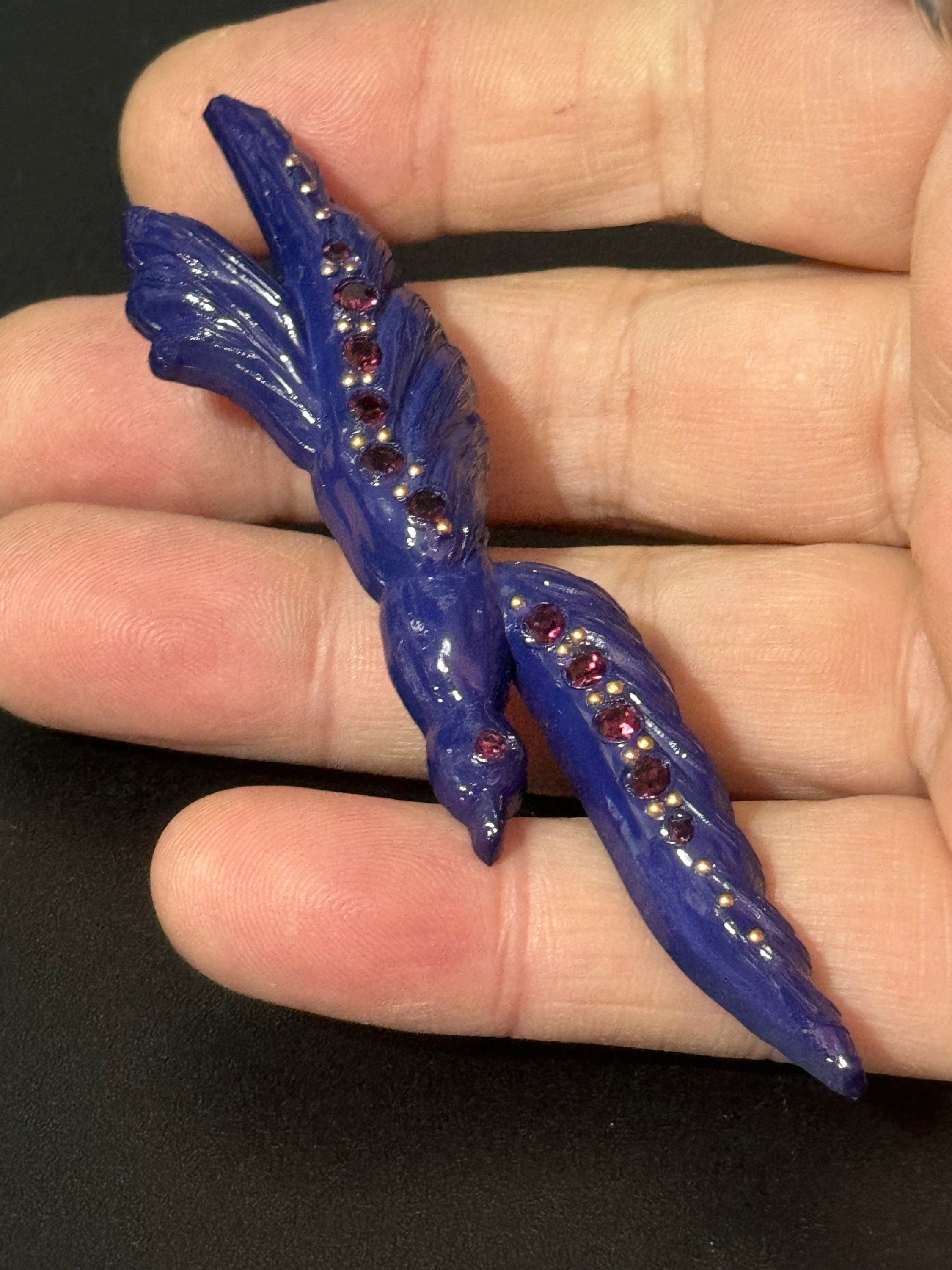 Oversized 9cm seagull brooch, vintage French early plastic purple celluloid