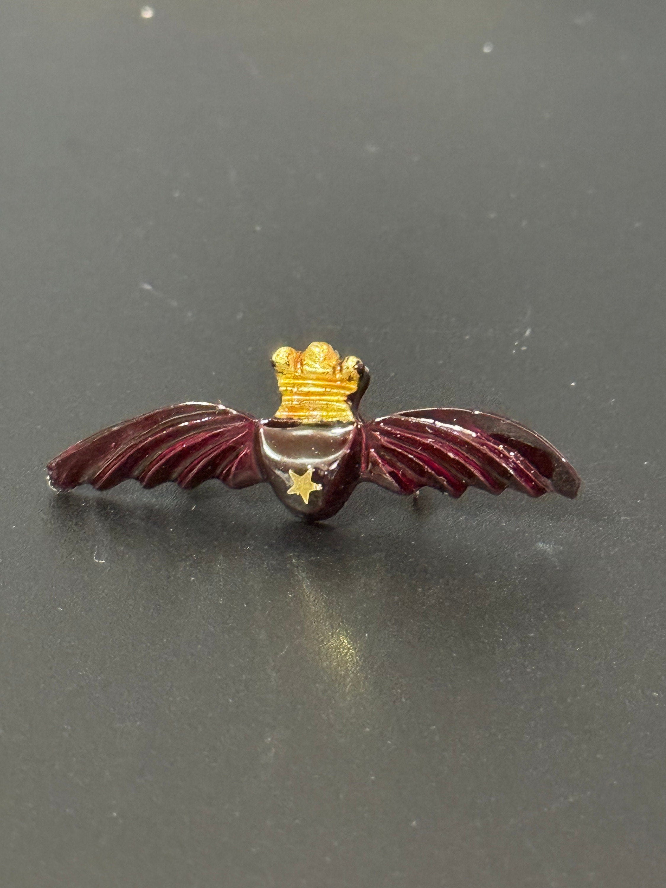 5.5cm military brooch , vintage French plastic wings airforce insignia Brooches