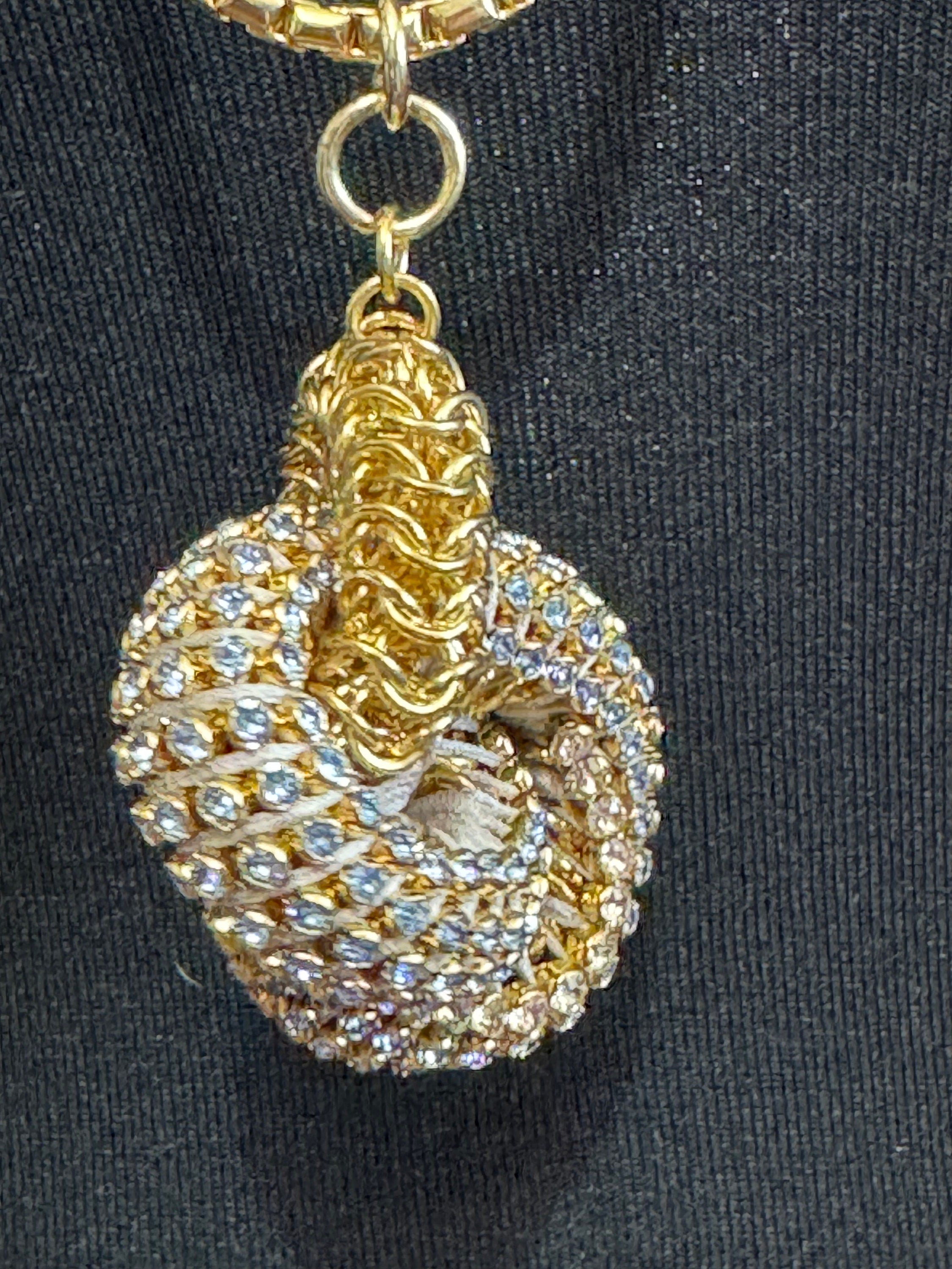 Retro soft lilac Swarovski Crystal gold tone diamanté knot pendant necklace designer