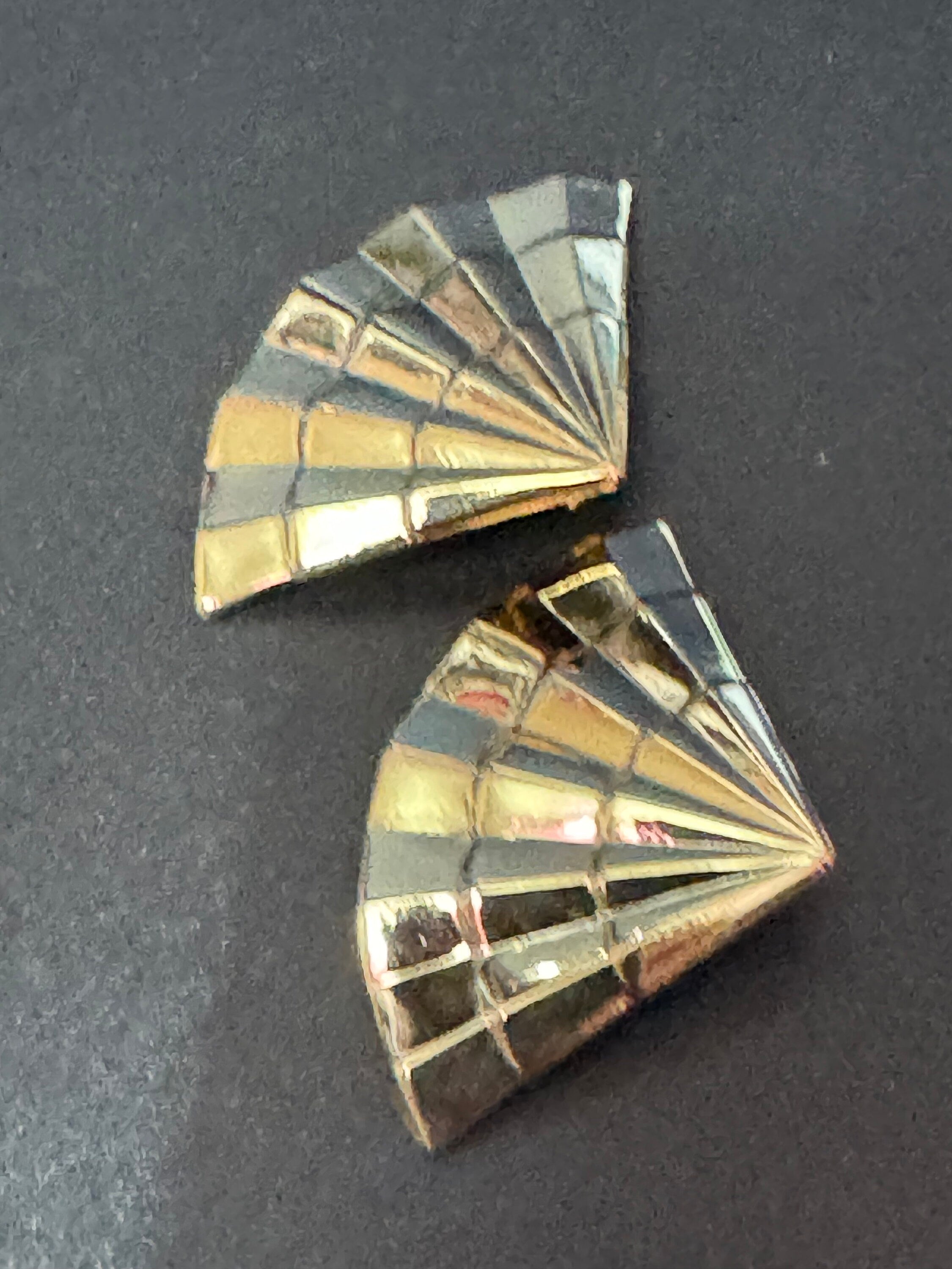 Gold FAN clip on earrings, 1980s geometric True vintage