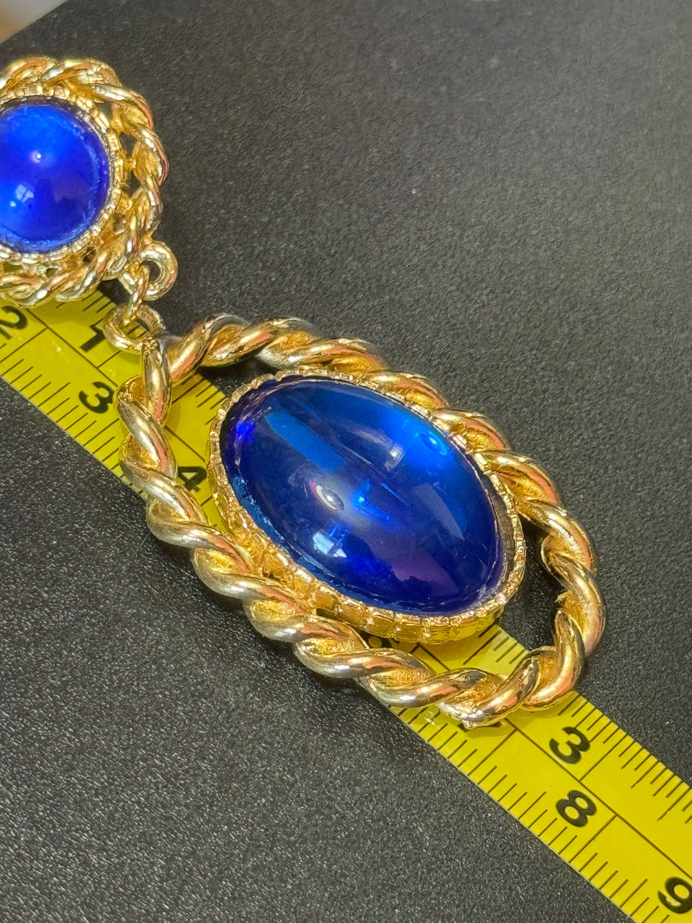 Reserved C vintage xl 7cm nautical rope twist bright blue oval cabochon Gold tone dangly drop clip on earrings 1990s Gripoix style