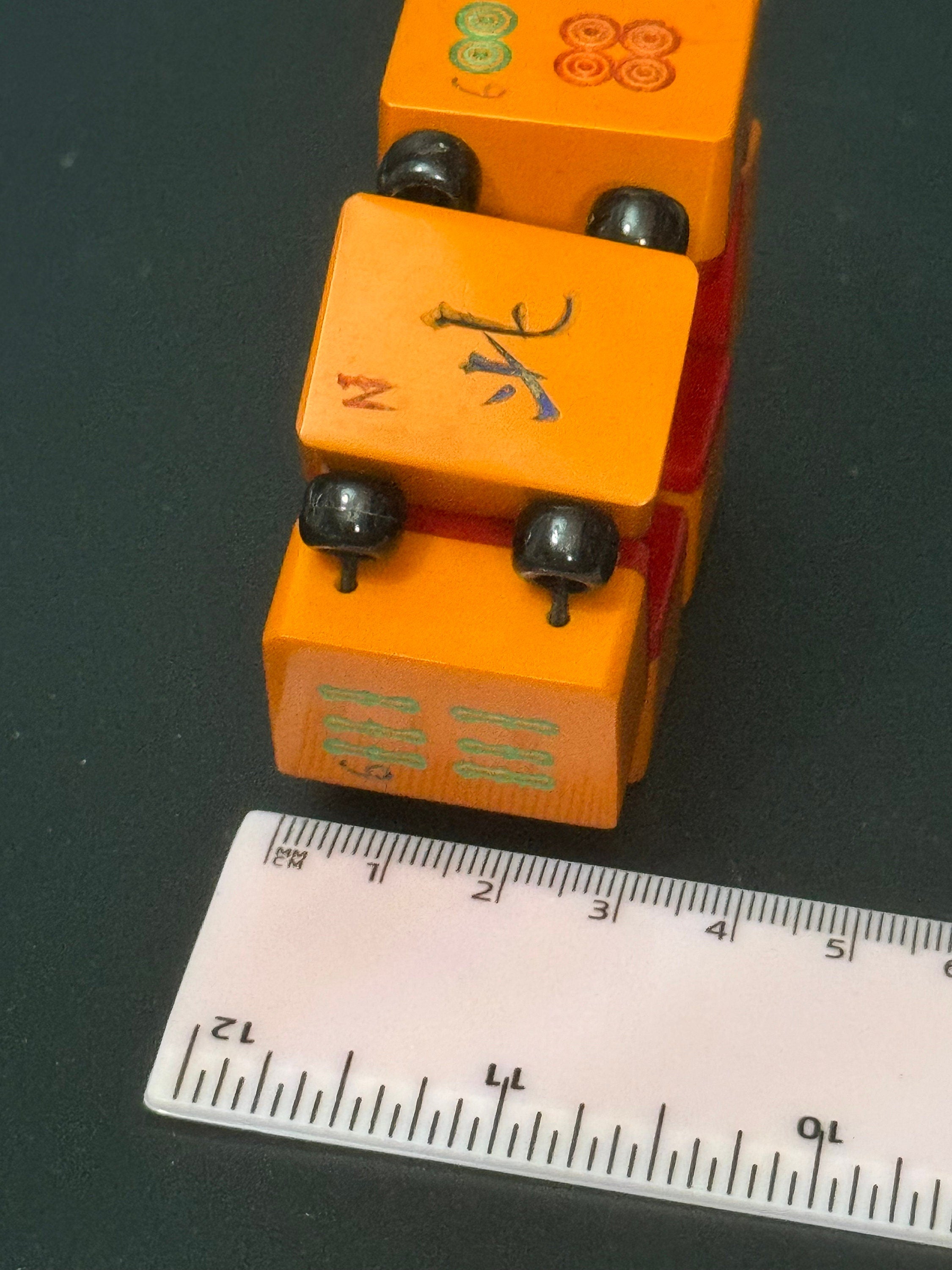 Art deco red and yellow Bakelite vintage beaded mahjong bracelet