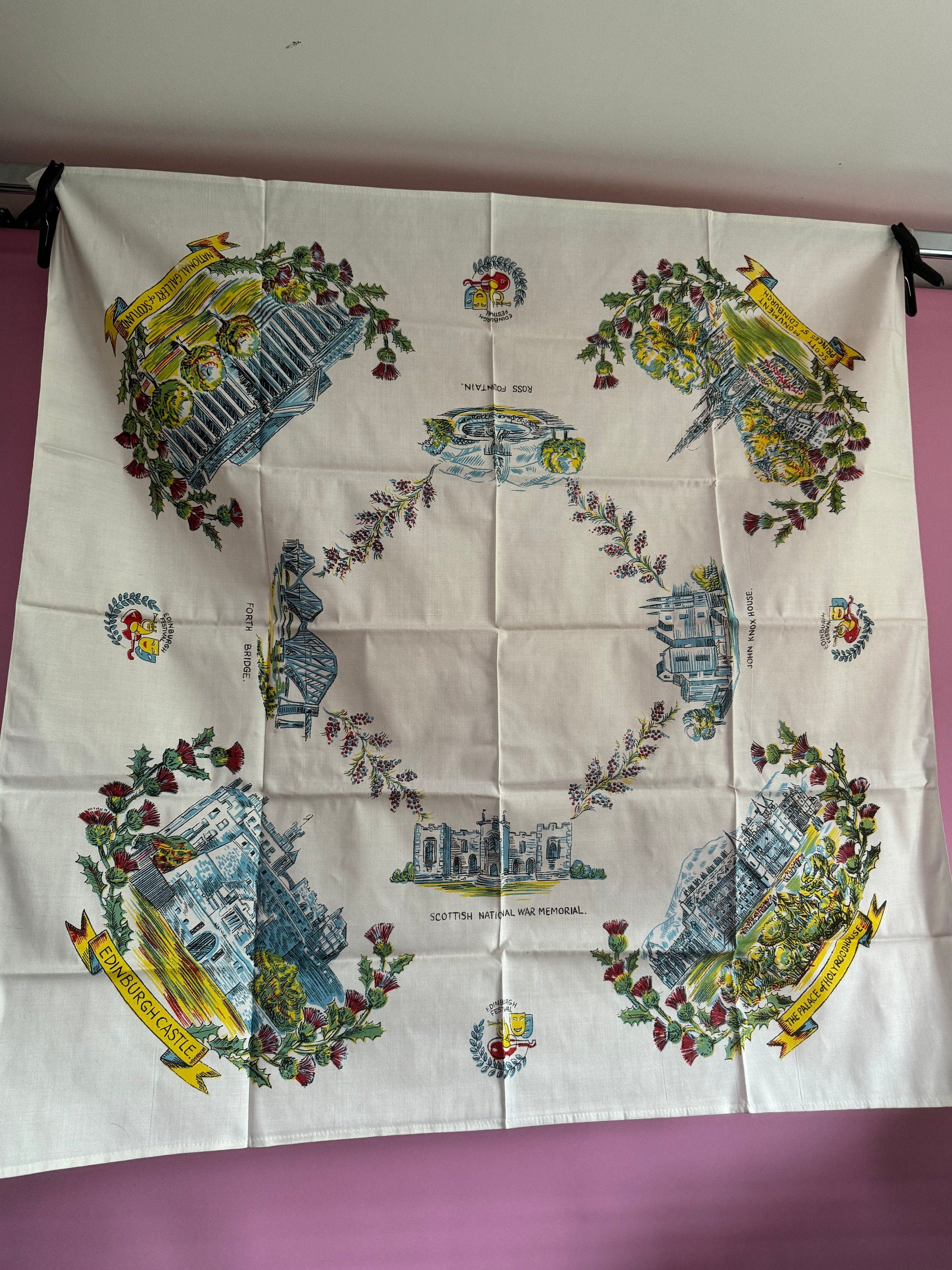 36” Vintage printed souvenir tablecloth EDINBURGH SCOTLAND landmarks Scottish city