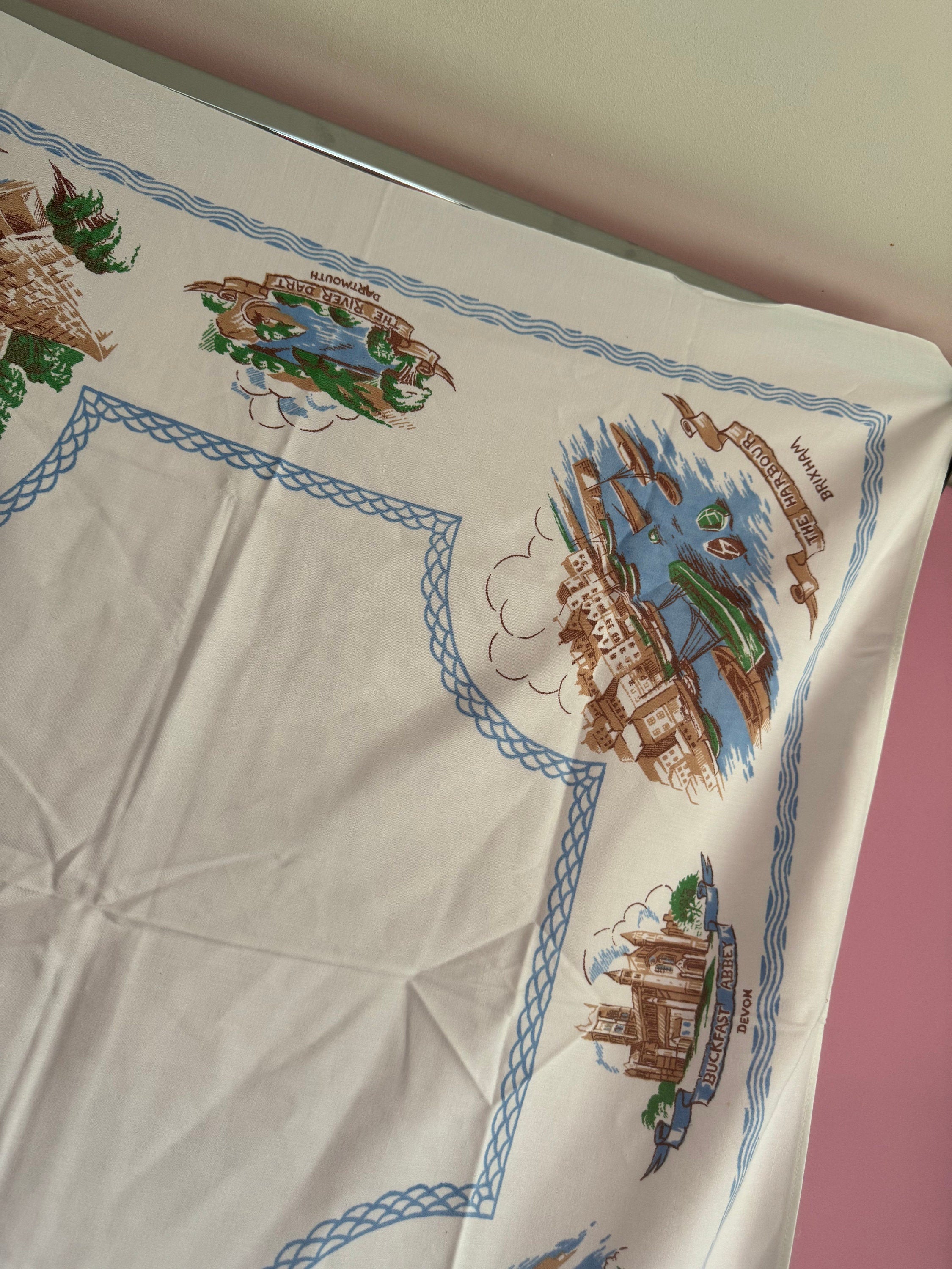 33” DEVON Vintage printed souvenir tablecloth towns landmarks
