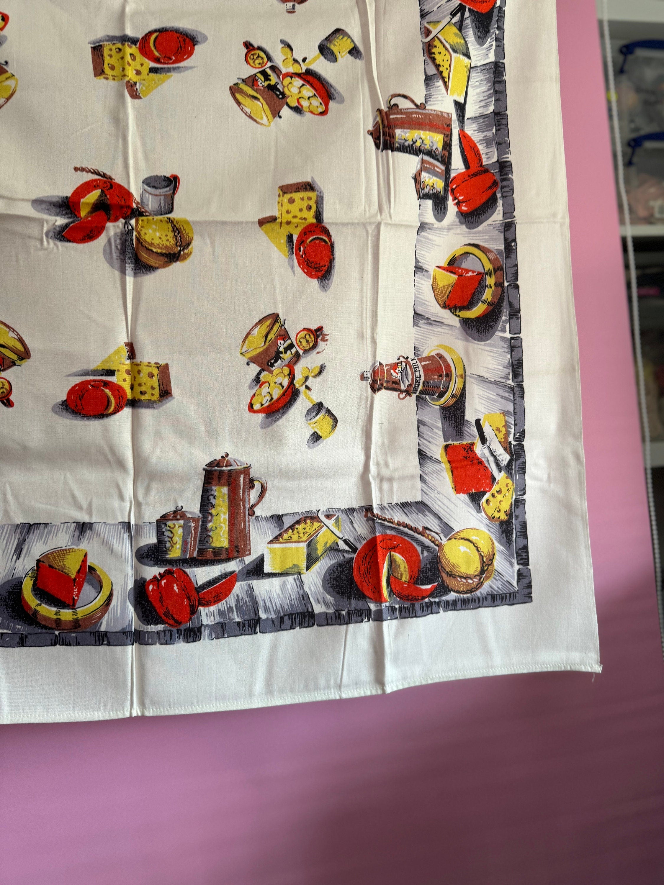 36” novelty cheese cheeses Vintage printed souvenir tablecloth