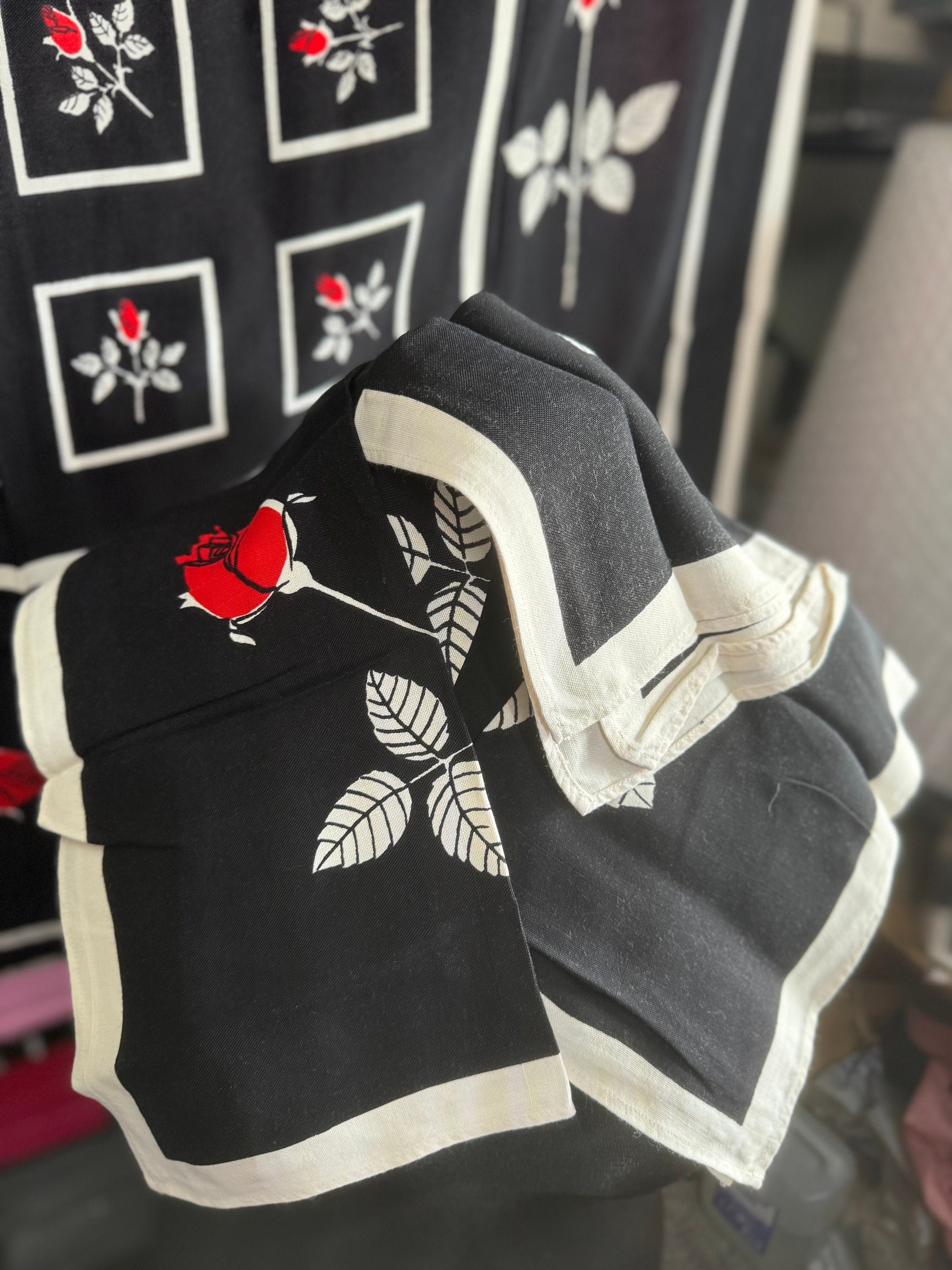 Vintage Floral Tablecloth: Black, White & Red Roses, 4 Napkins (47" Square)