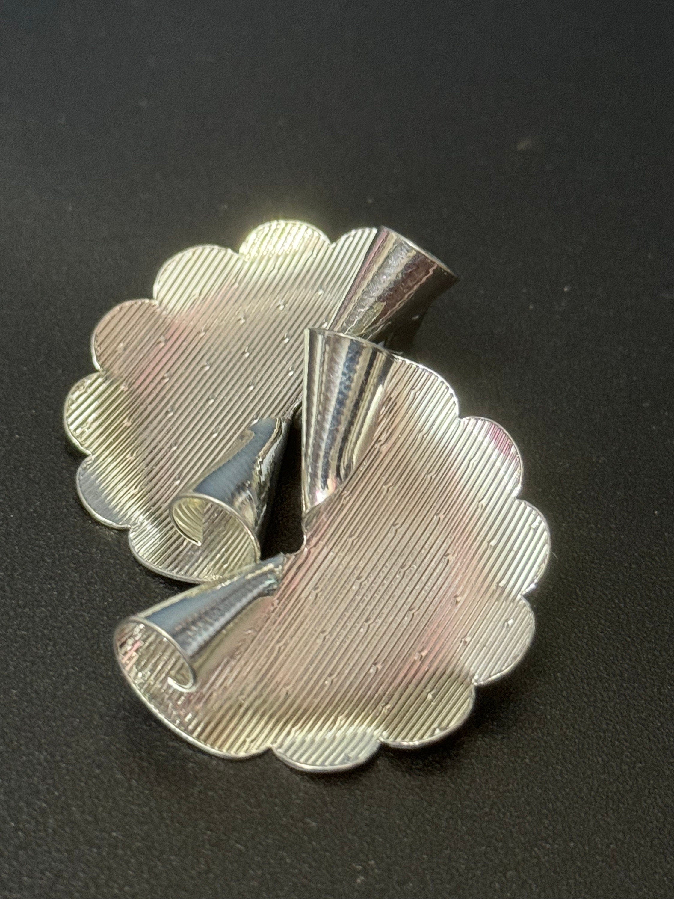 Signed KIGU of London 3.5cm fan earrings rhodium plated vintage old shop stock 1950s-1960s unused