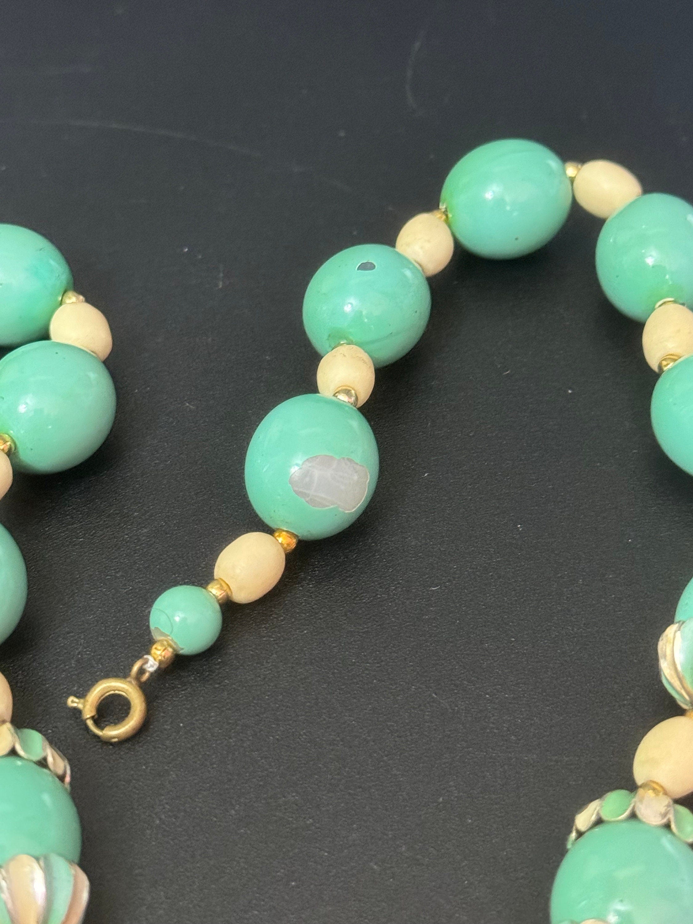 Vintage Mid Century Gold Tone Cuff Bracelet: Emerald Green Diamanté Leaves