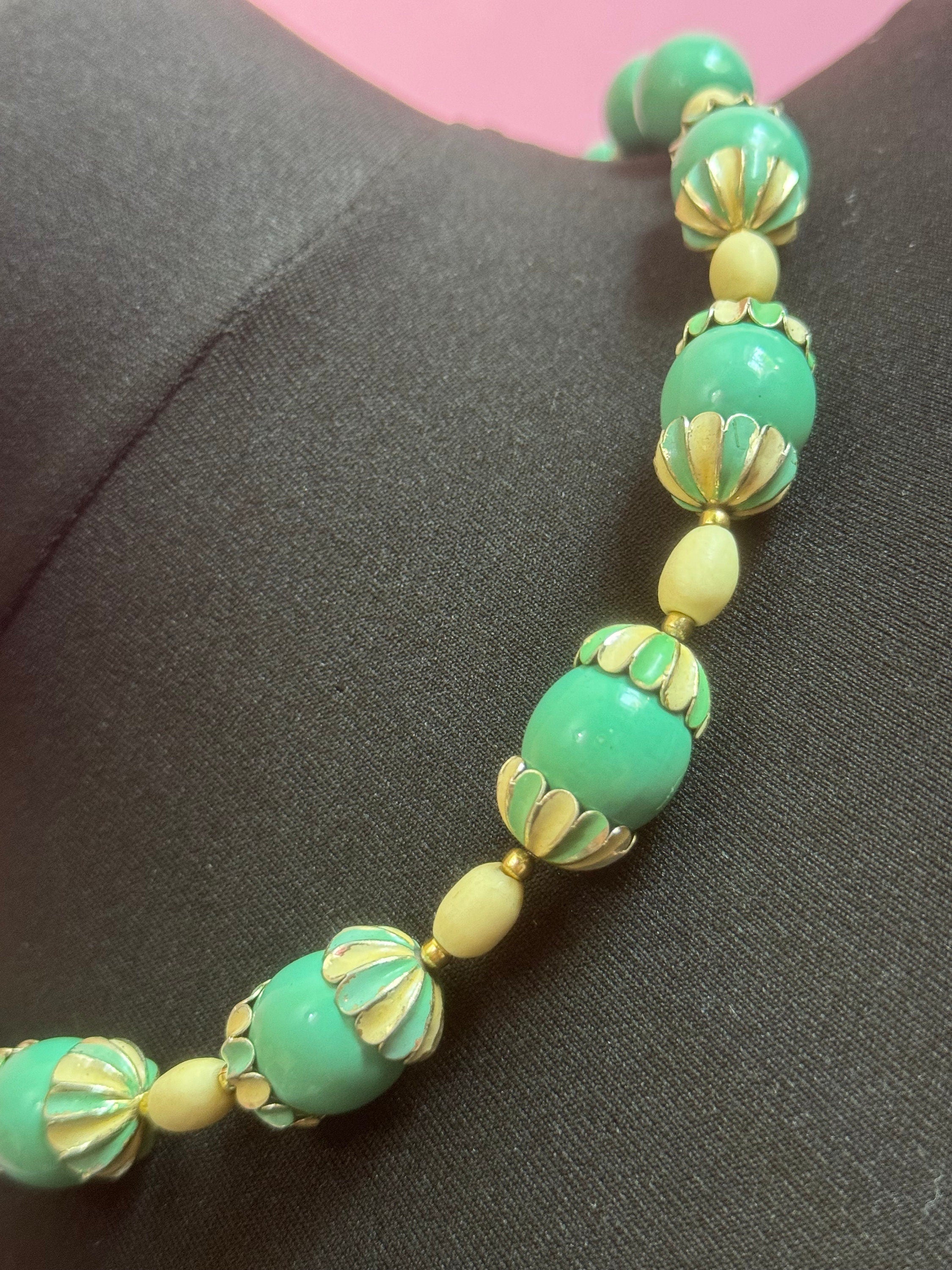 Vintage mid century panel link with leaves gold tone cuff bracelet with emerald green diamanté paste 20cm x 22mm