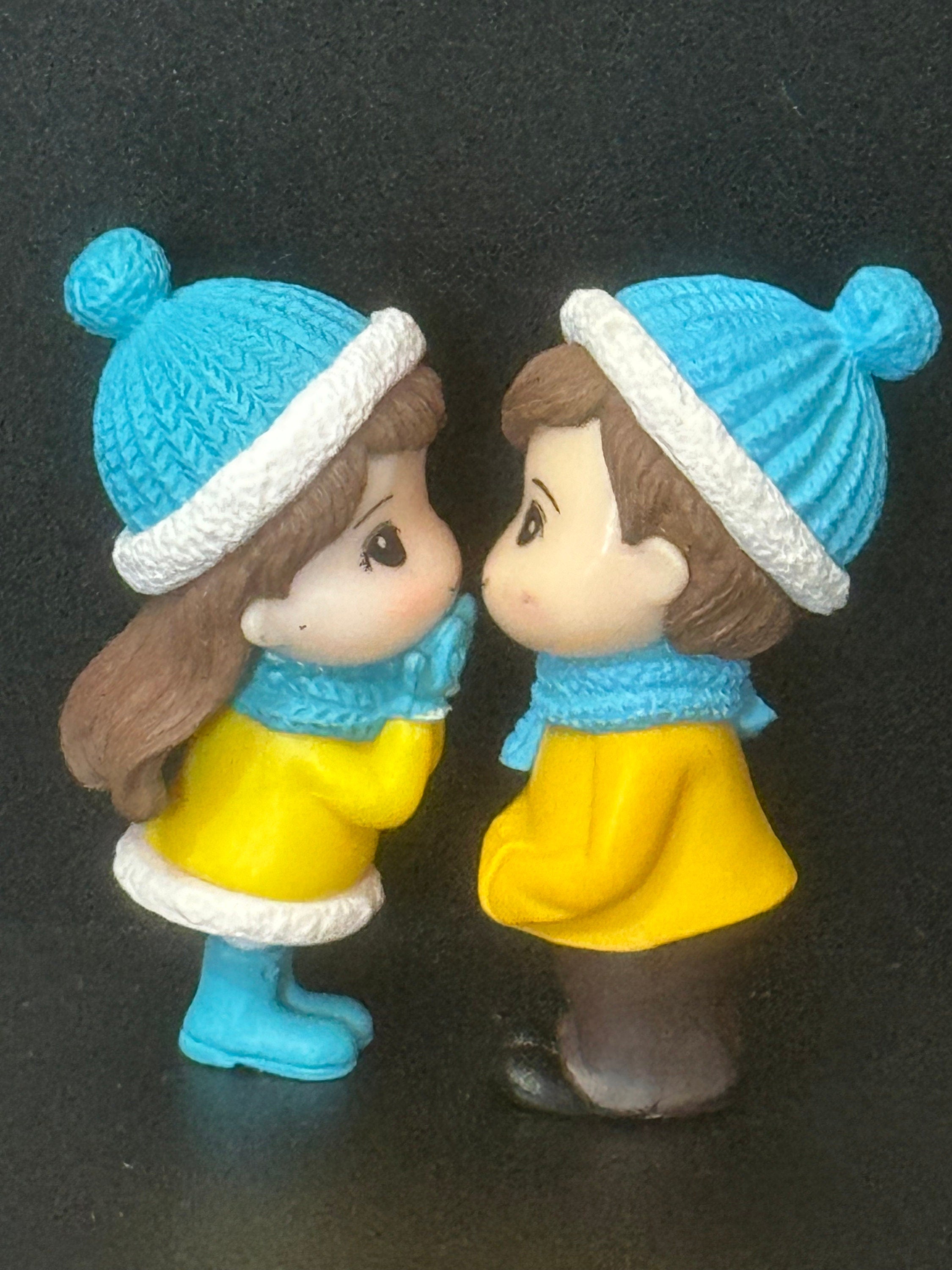 Christmas Girl and Boy Cake Topper: Winter Snow Scene Miniature Decoration