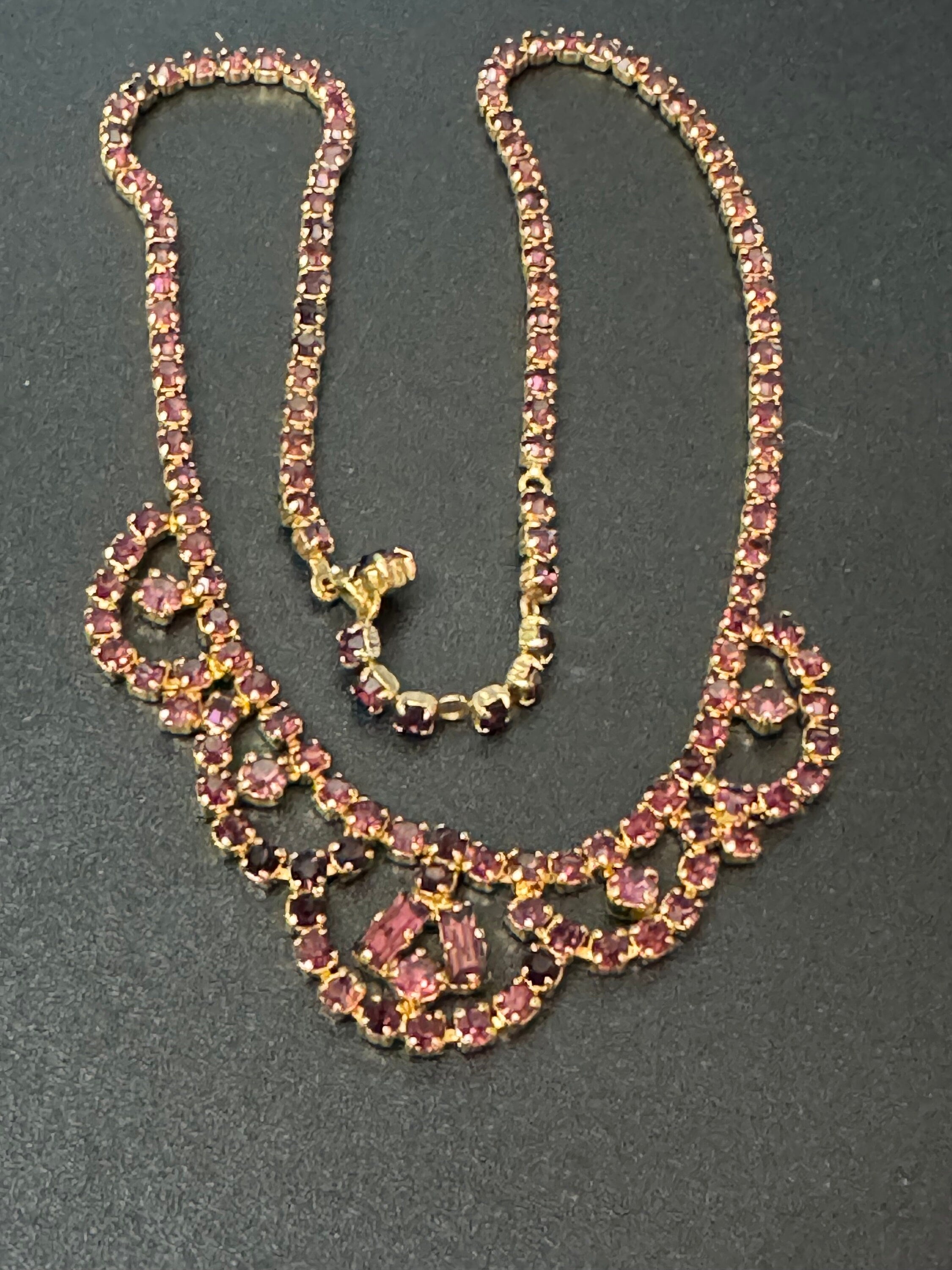 Mid Century Amethyst Rhinestone Choker: 1950s Gold Tone Necklace