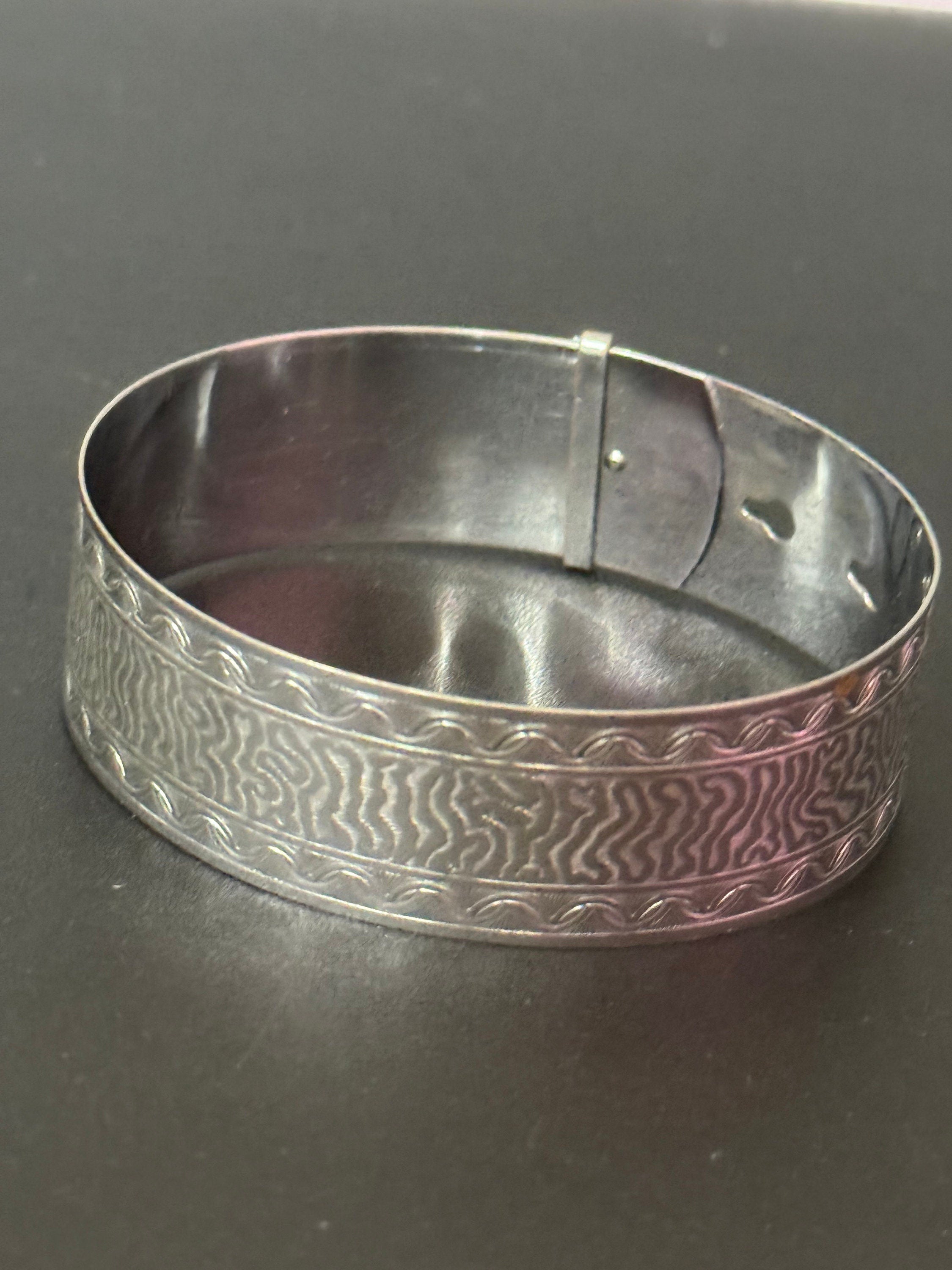 Art Deco Belt Buckle Bangle: Vintage Silver Tone Bracelet