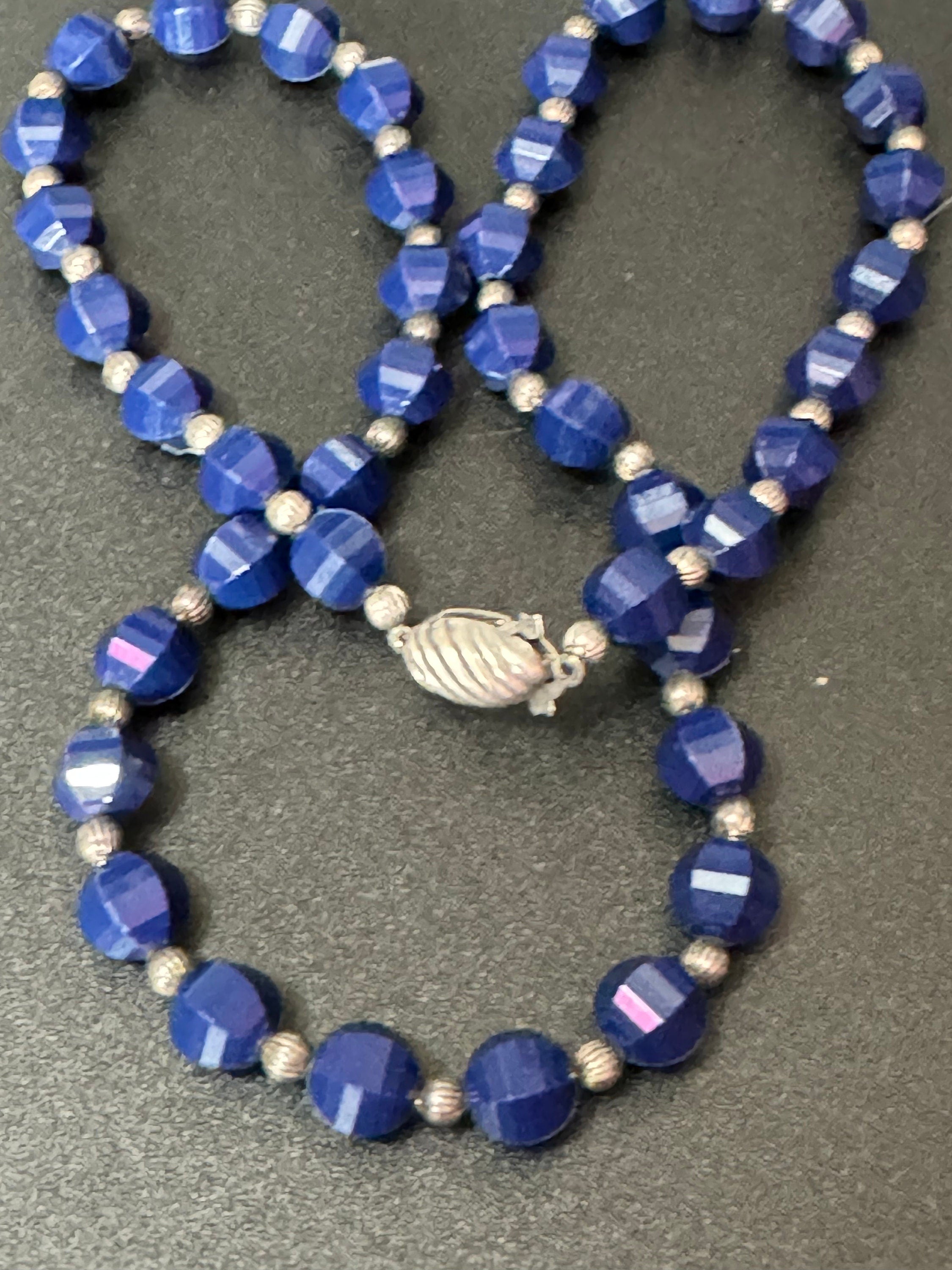 vintage 54cm navy blue plastic beaded silver tone chain link collar necklace