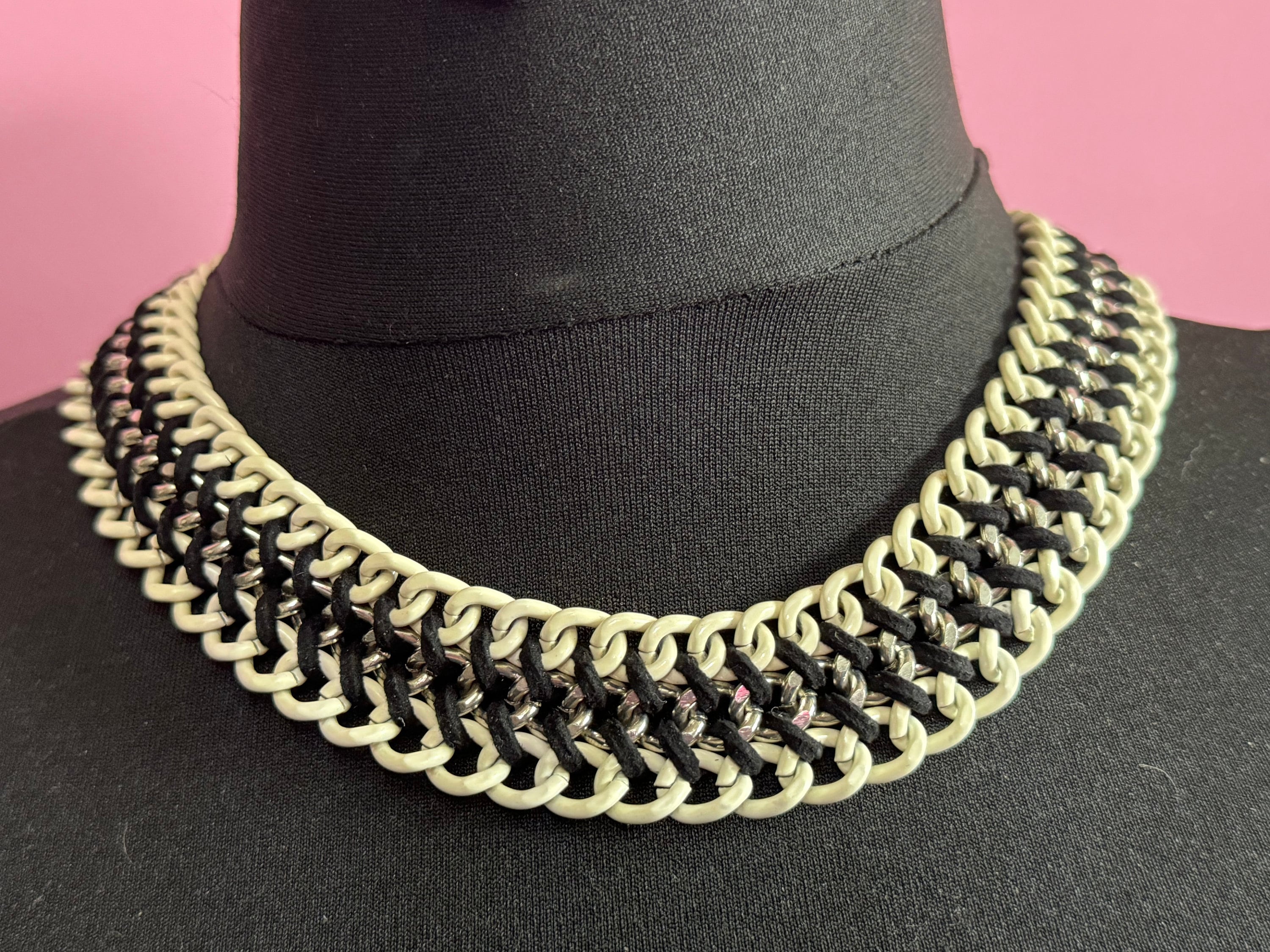 Retro Enamel Chainmail Choker: Brutalist Egyptian Necklace