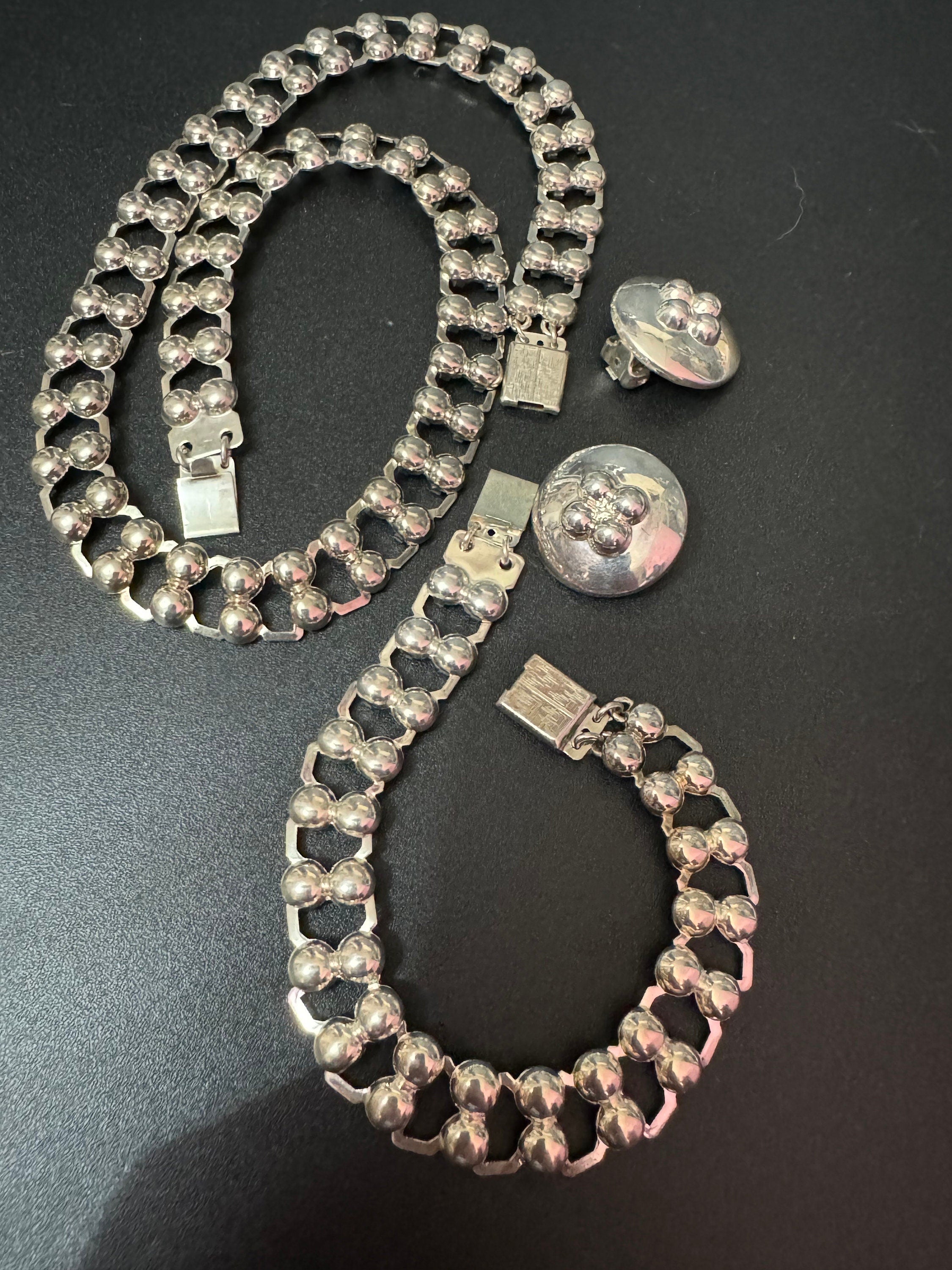 vintage modernist silver tone embossed ball design brutalist jewellery set choker necklace clip on earrings bracelet