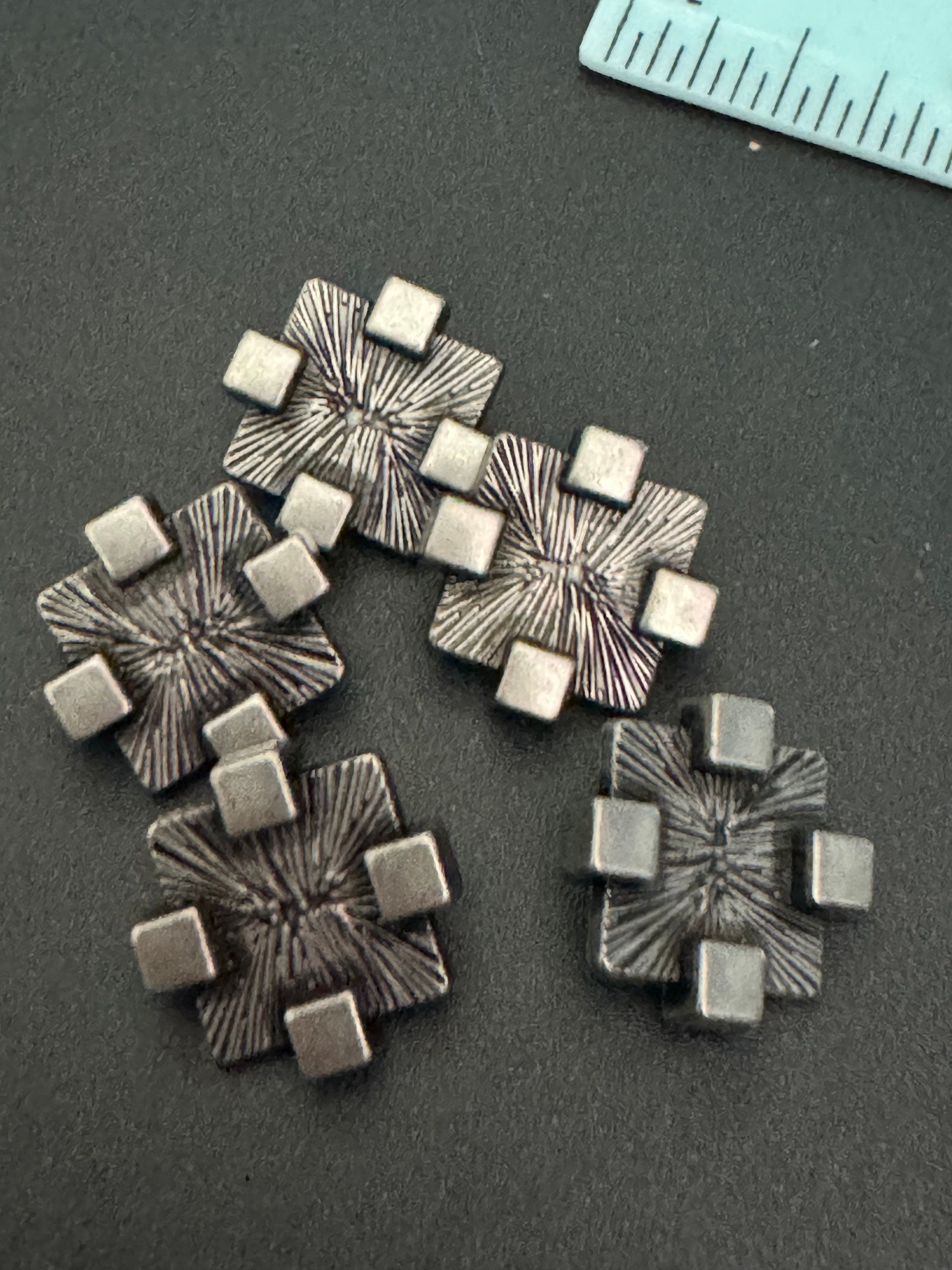 Brutalist Textured Steel Buttons: Dark Silver Geometric Metal (Pack of 5) 17mm