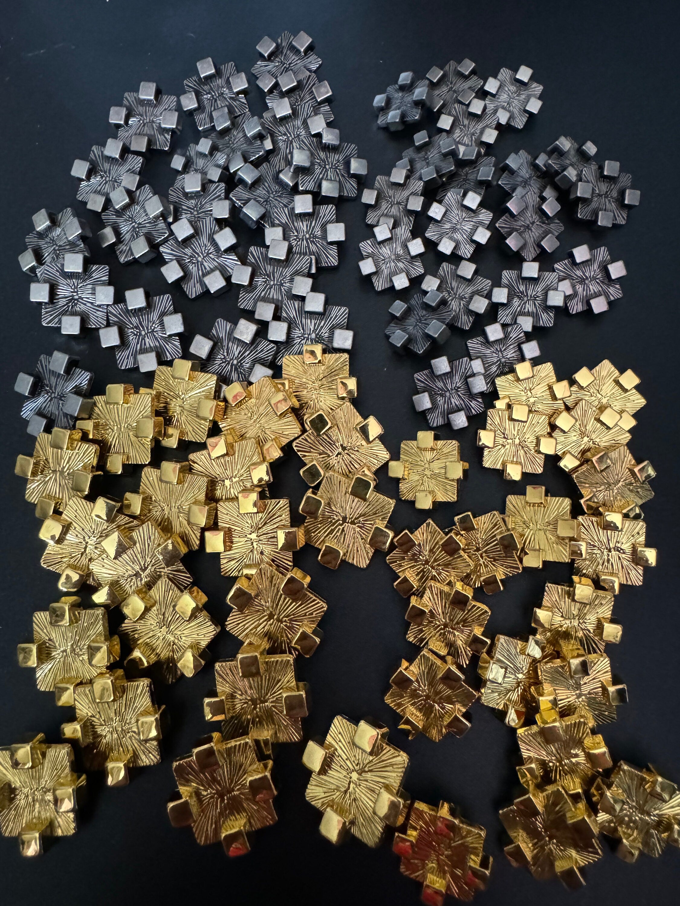 Brutalist Textured Steel Buttons: Dark Silver Geometric Metal (Pack of 5) 17mm