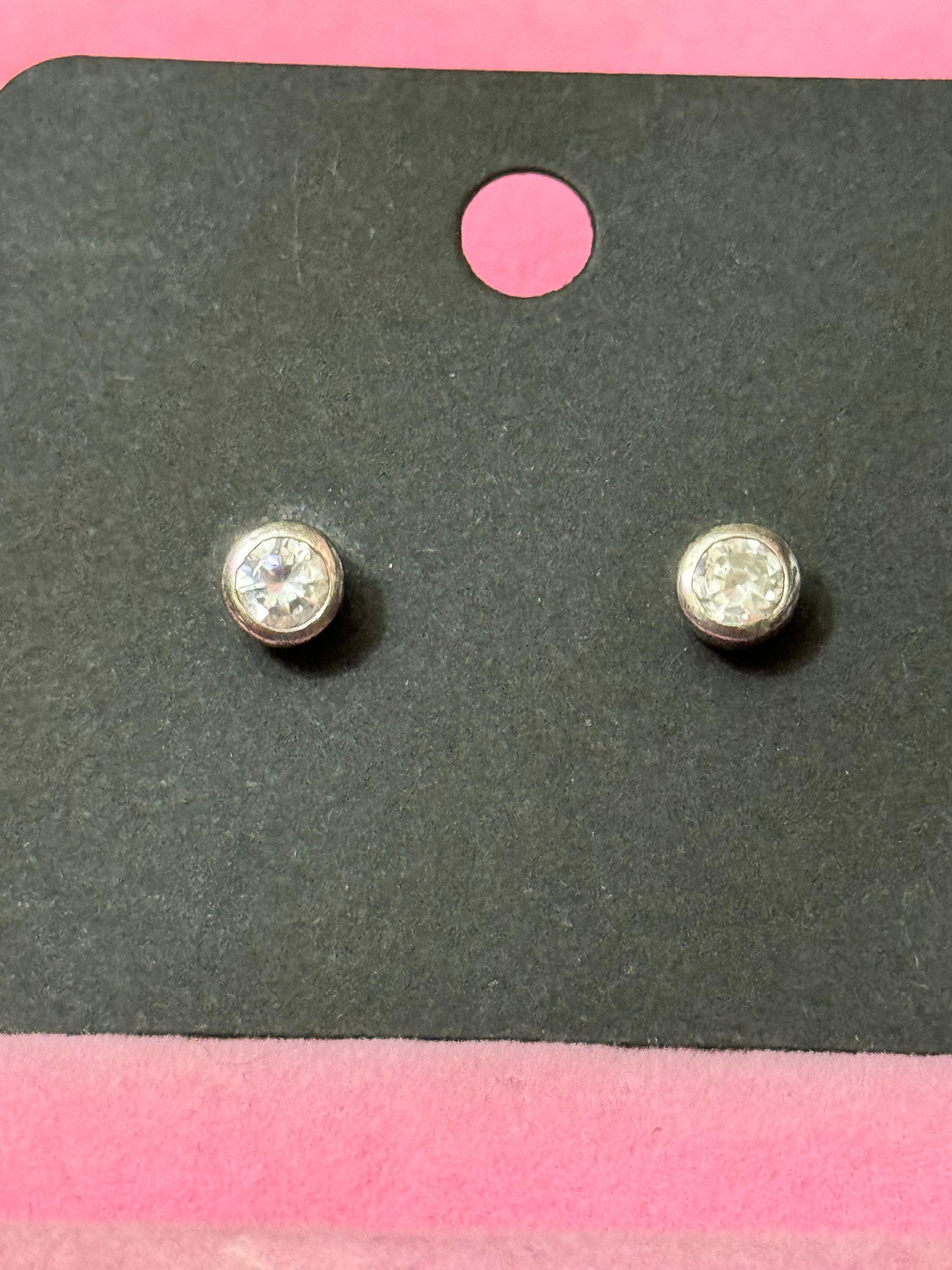 Vintage 925 Sterling silver clear diamanté small round stud earrings pierced