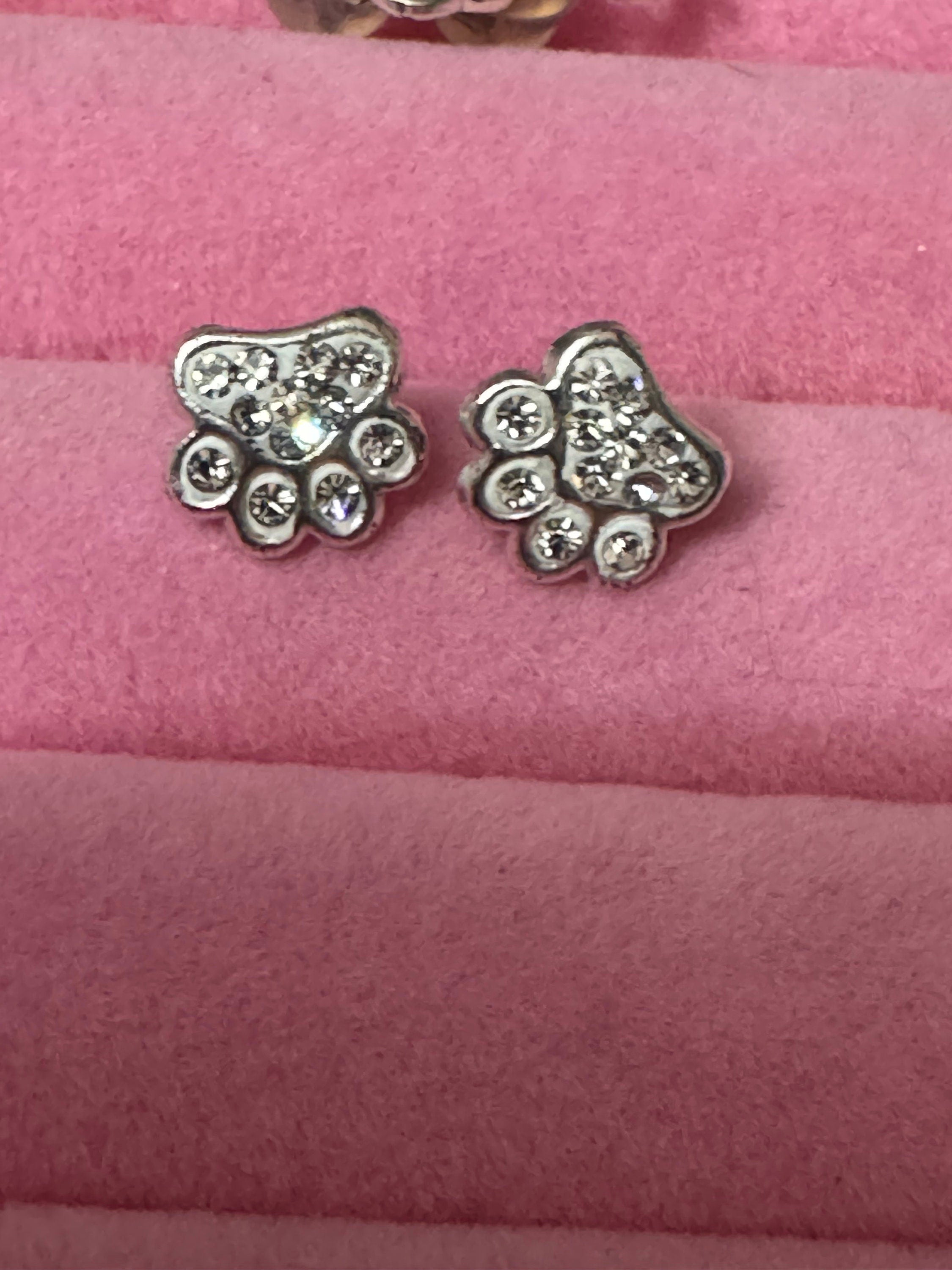 Novelty retro Vintage 925 Sterling silver clear diamanté small dog paw stud earrings pierced