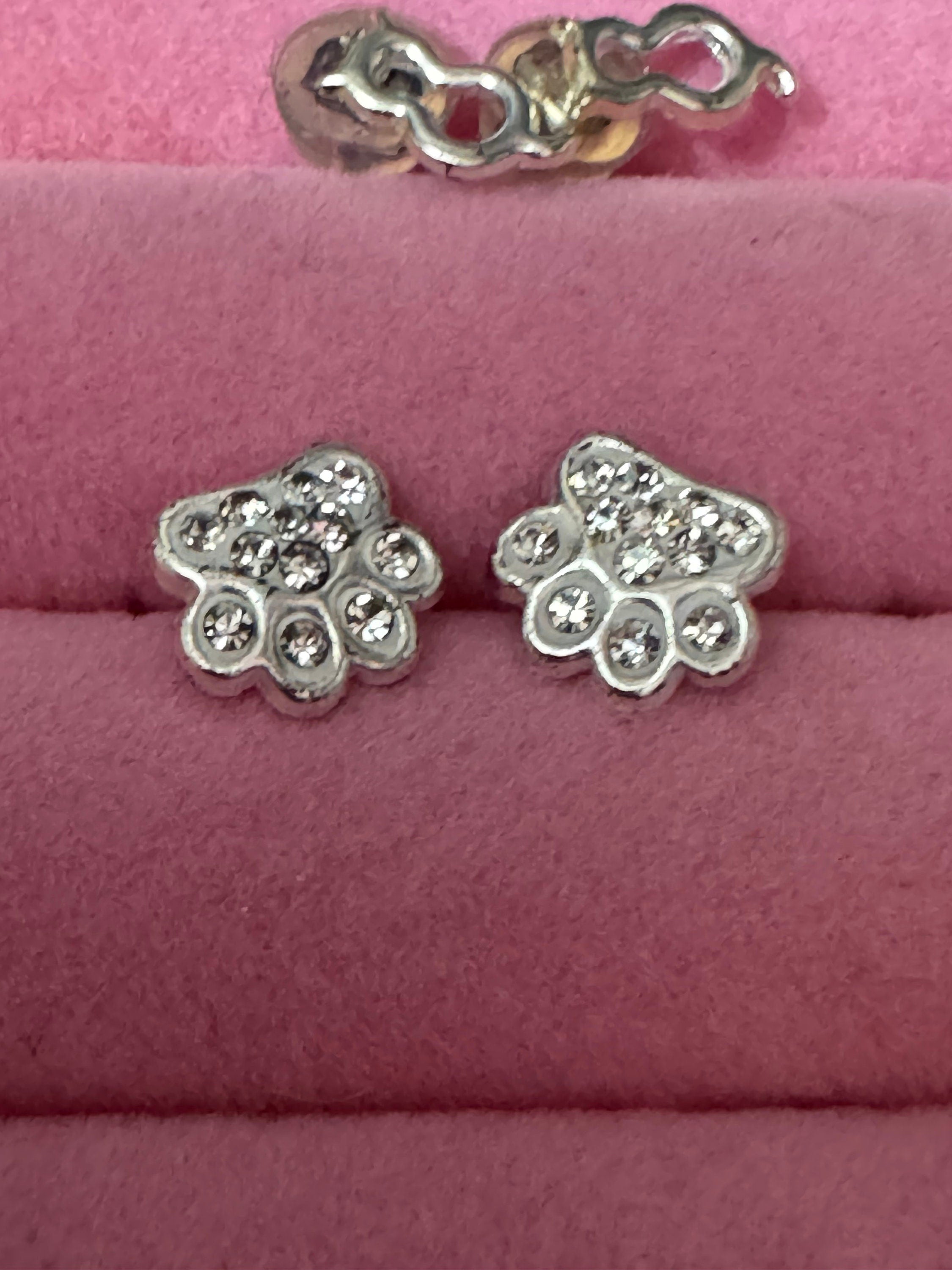 Novelty retro Vintage 925 Sterling silver clear diamanté small dog paw stud earrings pierced