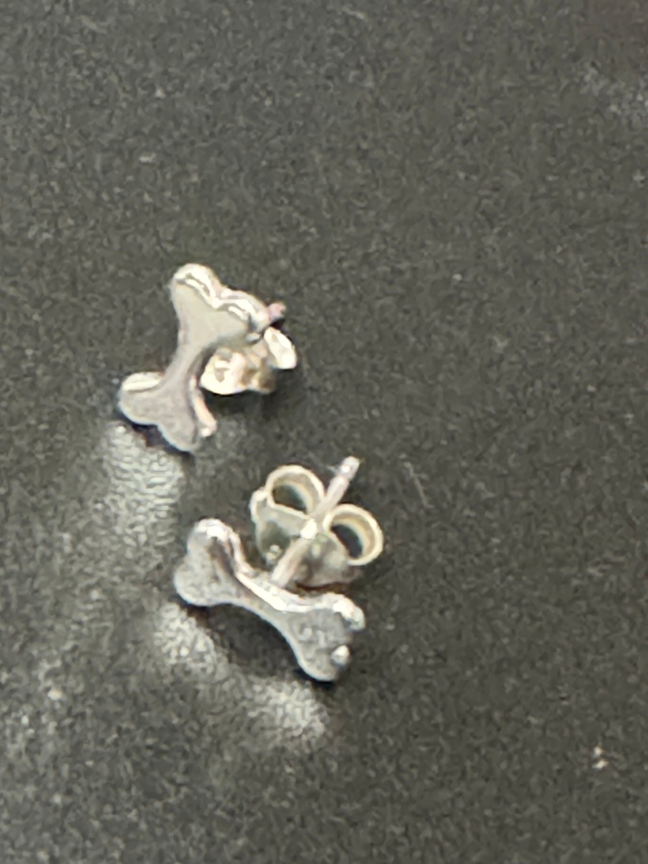Novelty retro 925 Sterling silver small dog bone stud earrings pierced