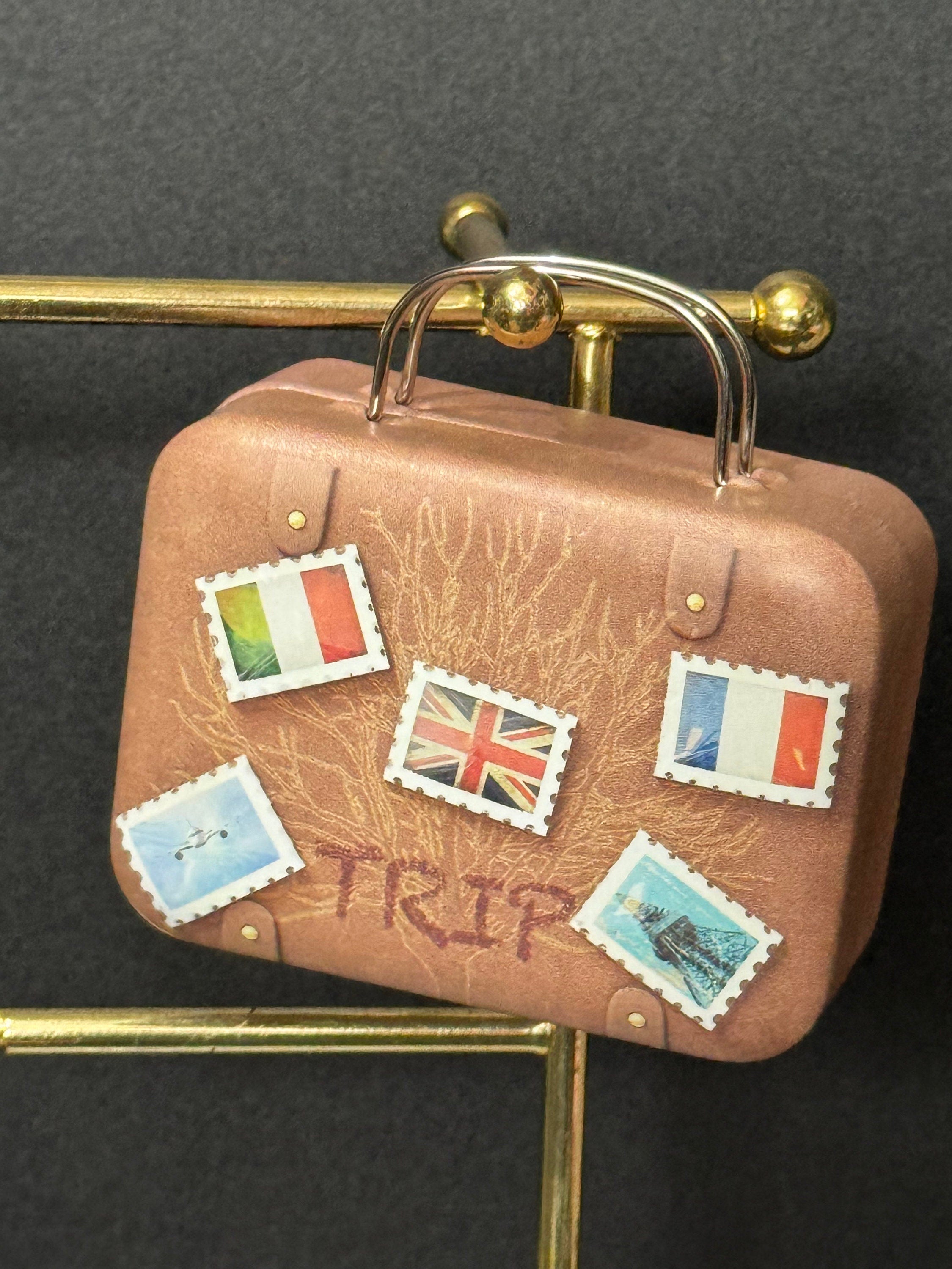 Bon voyage cake topper