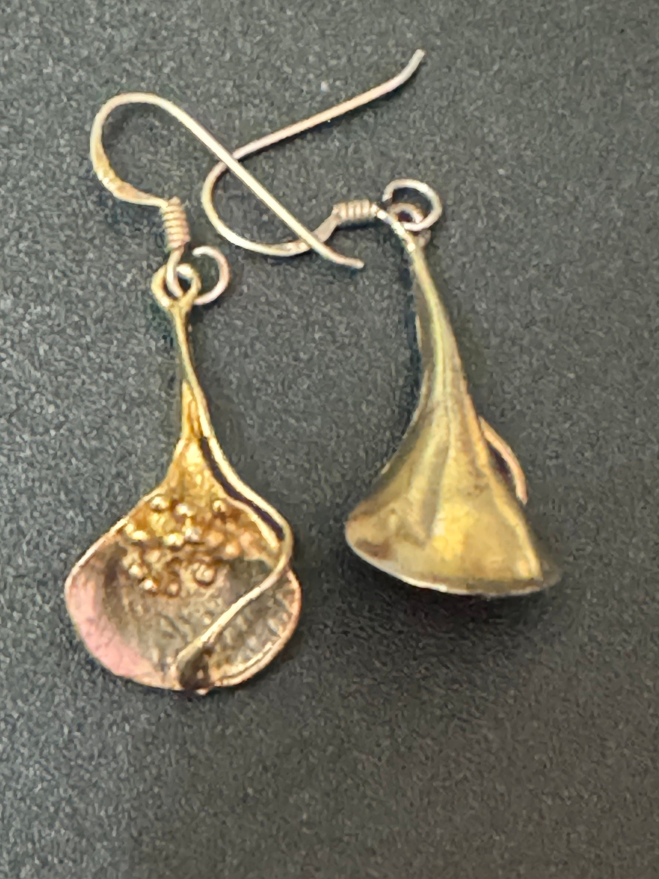 Vintage handmade artisan 925 sterling silver gilt floral nature inspired drop earrings pierced ears modernist