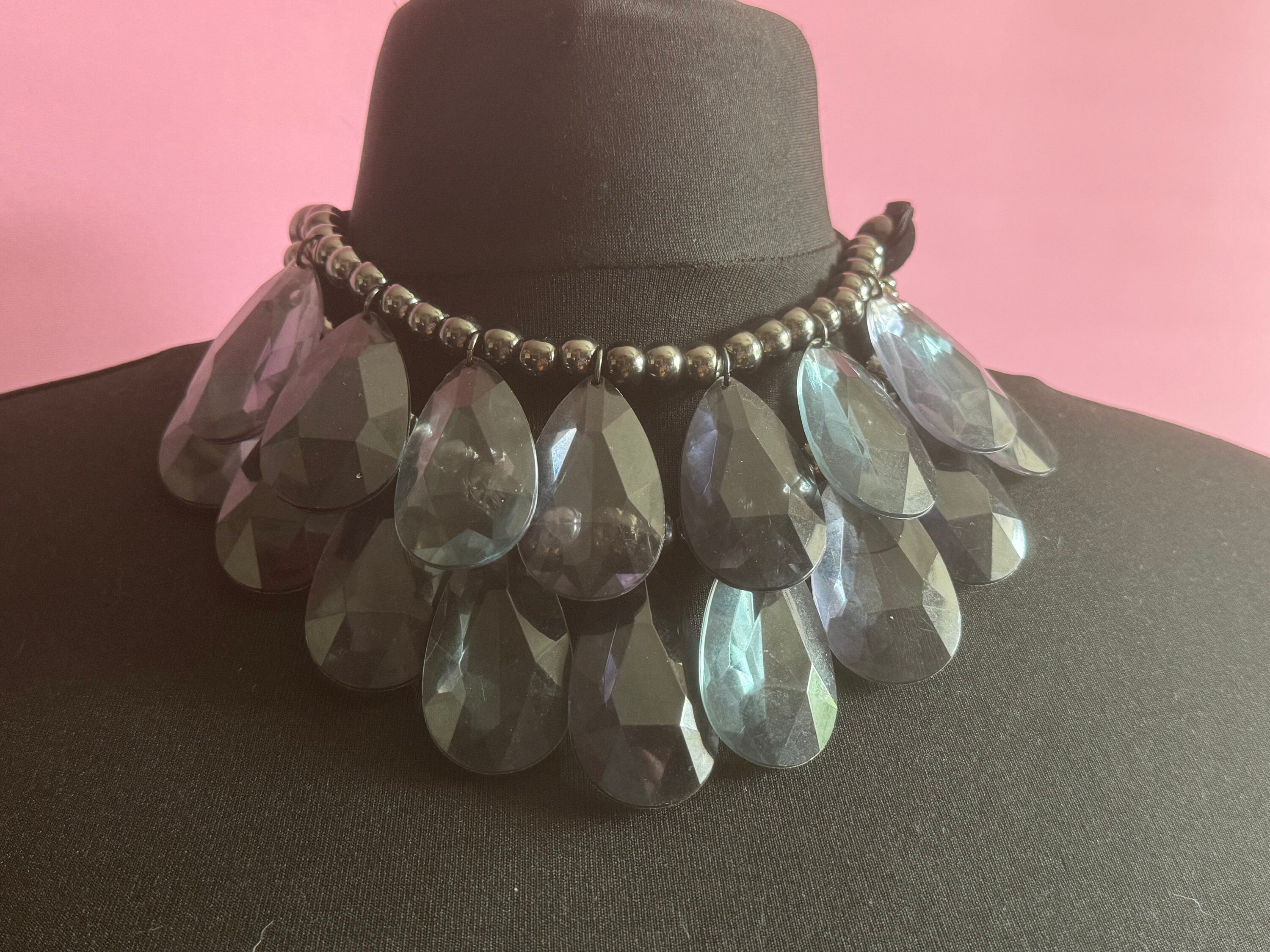 Signed Joan Rivers huge chunky blue grey Acrylic teardrop bib collar necklace