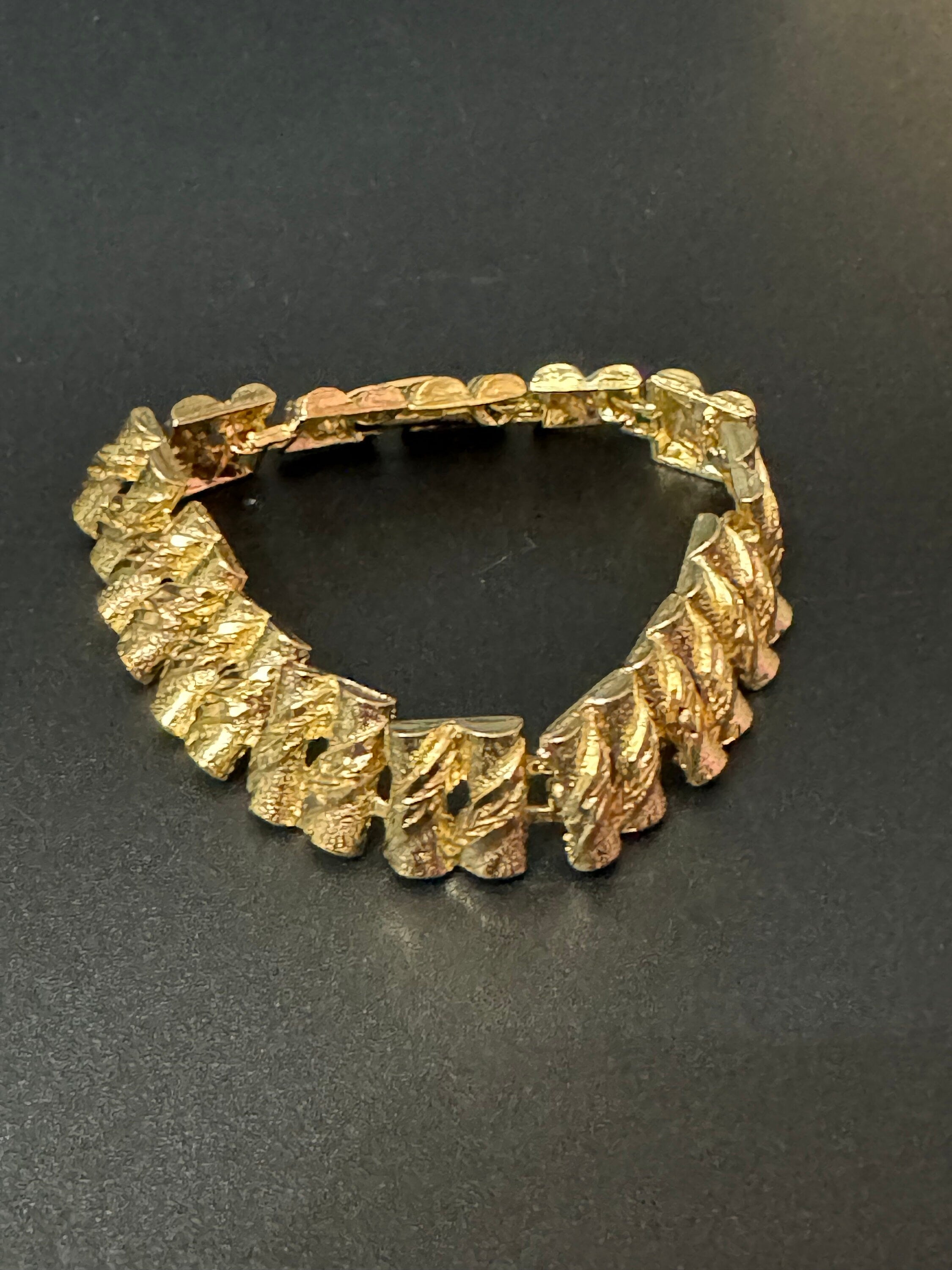Vintage gold tone textured brutalist abstract panel link bracelet 1970s 18.5 x 12mm mint condition