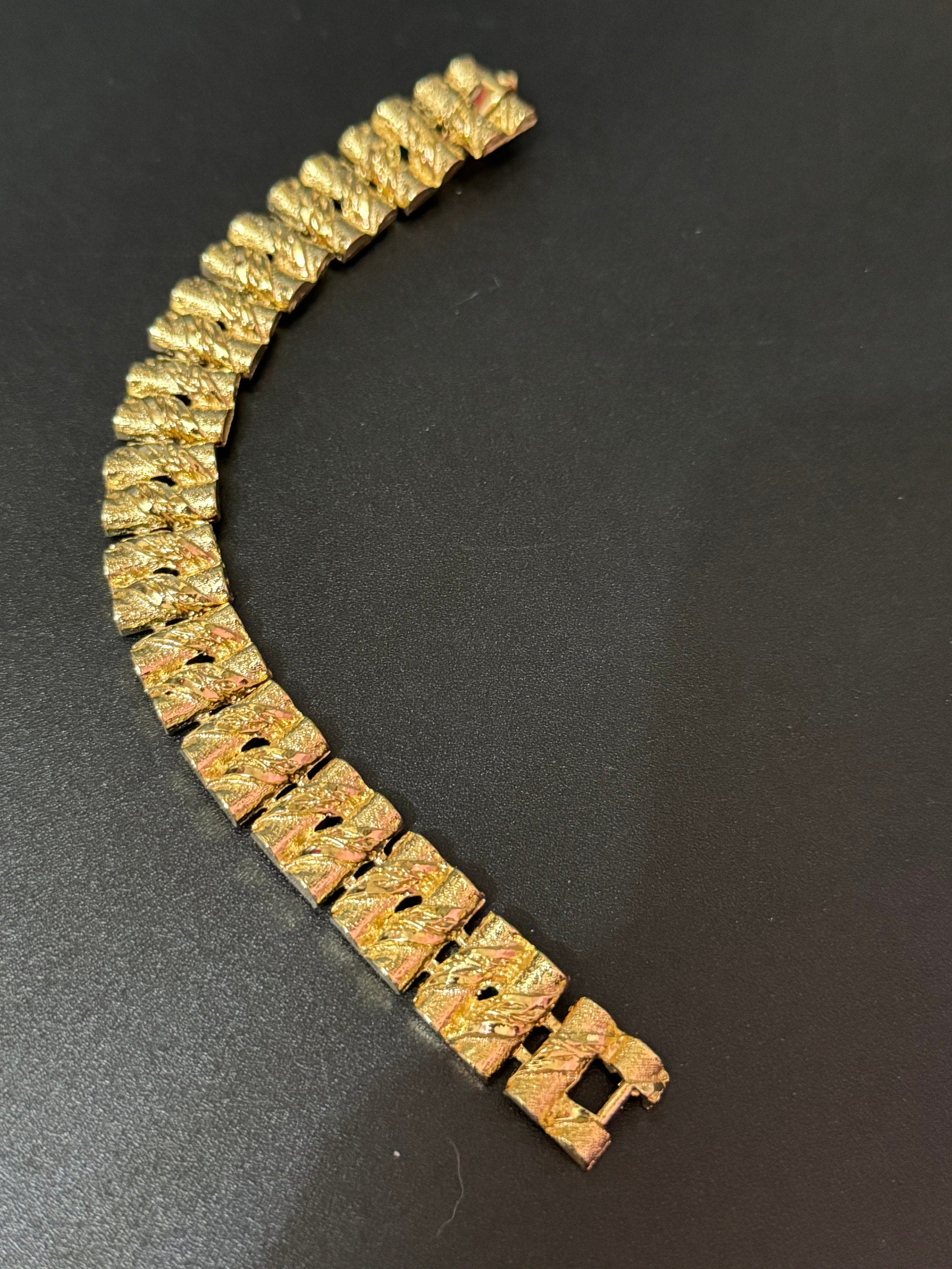 Vintage gold tone textured brutalist abstract panel link bracelet 1970s 18.5 x 12mm mint condition
