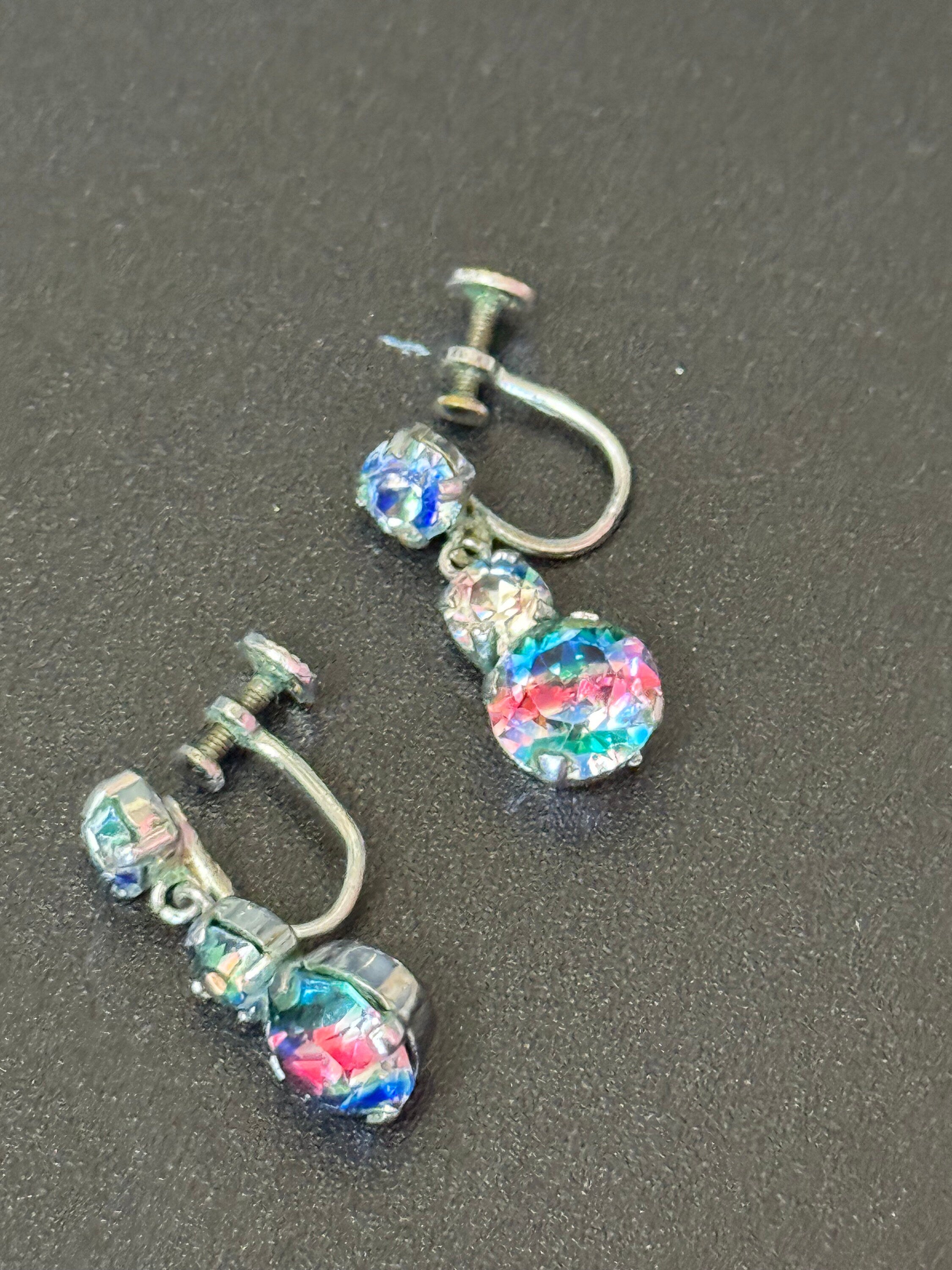 Iris glass Vintage silver tone chrome Clip on Screw Back dainty drop earrings paste rhinestone diamanté 1940s 1950s rainbow