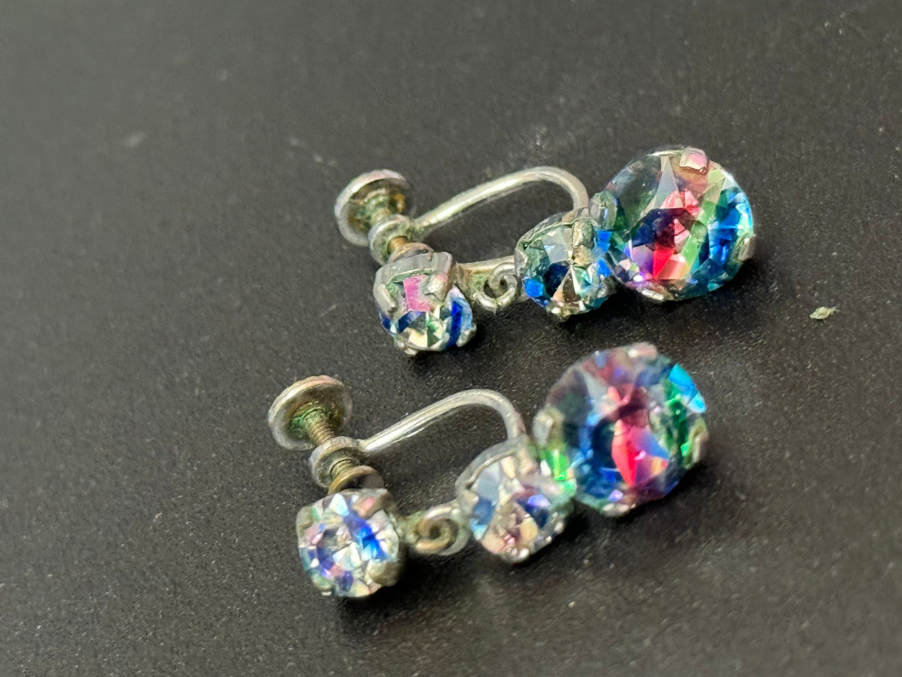 Iris glass Vintage silver tone chrome Clip on Screw Back dainty drop earrings paste rhinestone diamanté 1940s 1950s rainbow