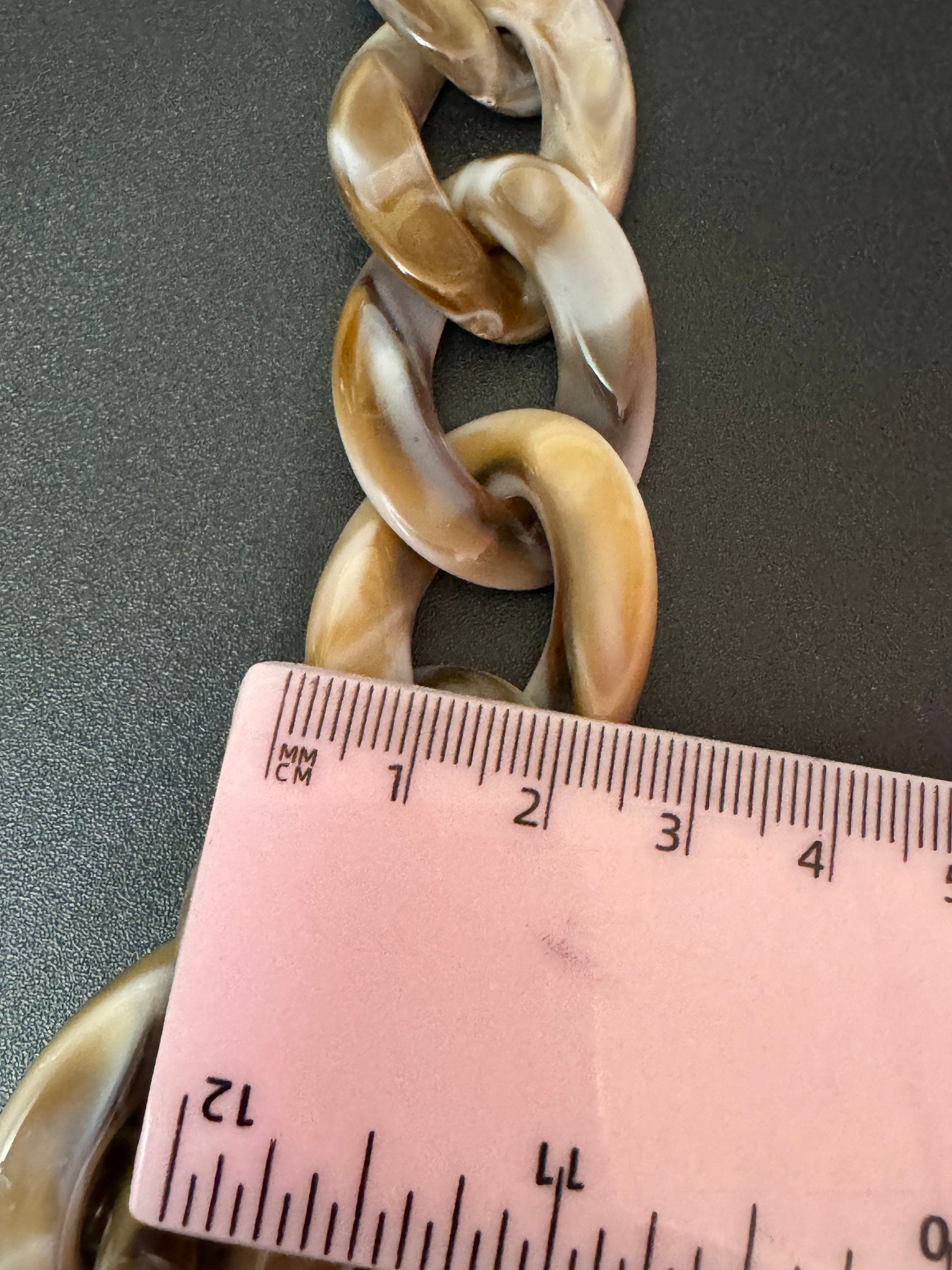 Oversized plastic beaded chain necklace Brown beige links