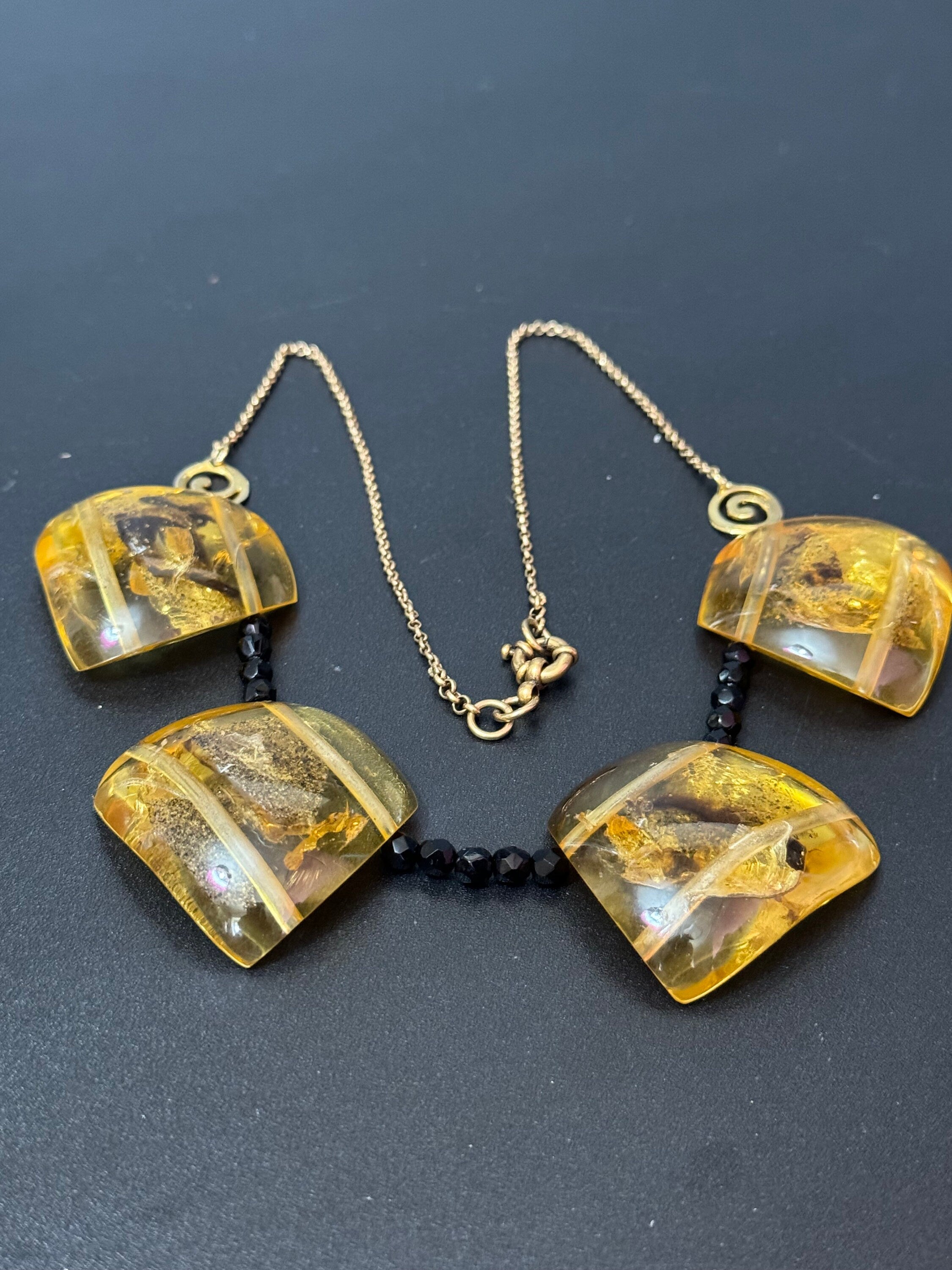 Vintage gold tone beaded brown panel link resin acrylic choker necklace 55cm