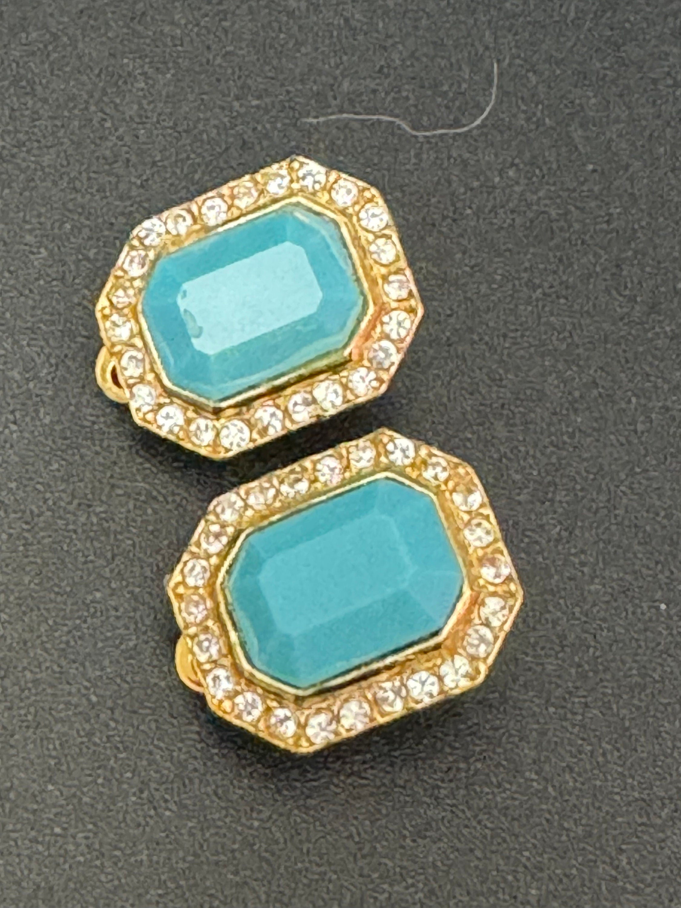 Vintage turquoise & clear genuine Swarovski crystal octagon detailing gold tone necklace and clip on earrings jewellery set