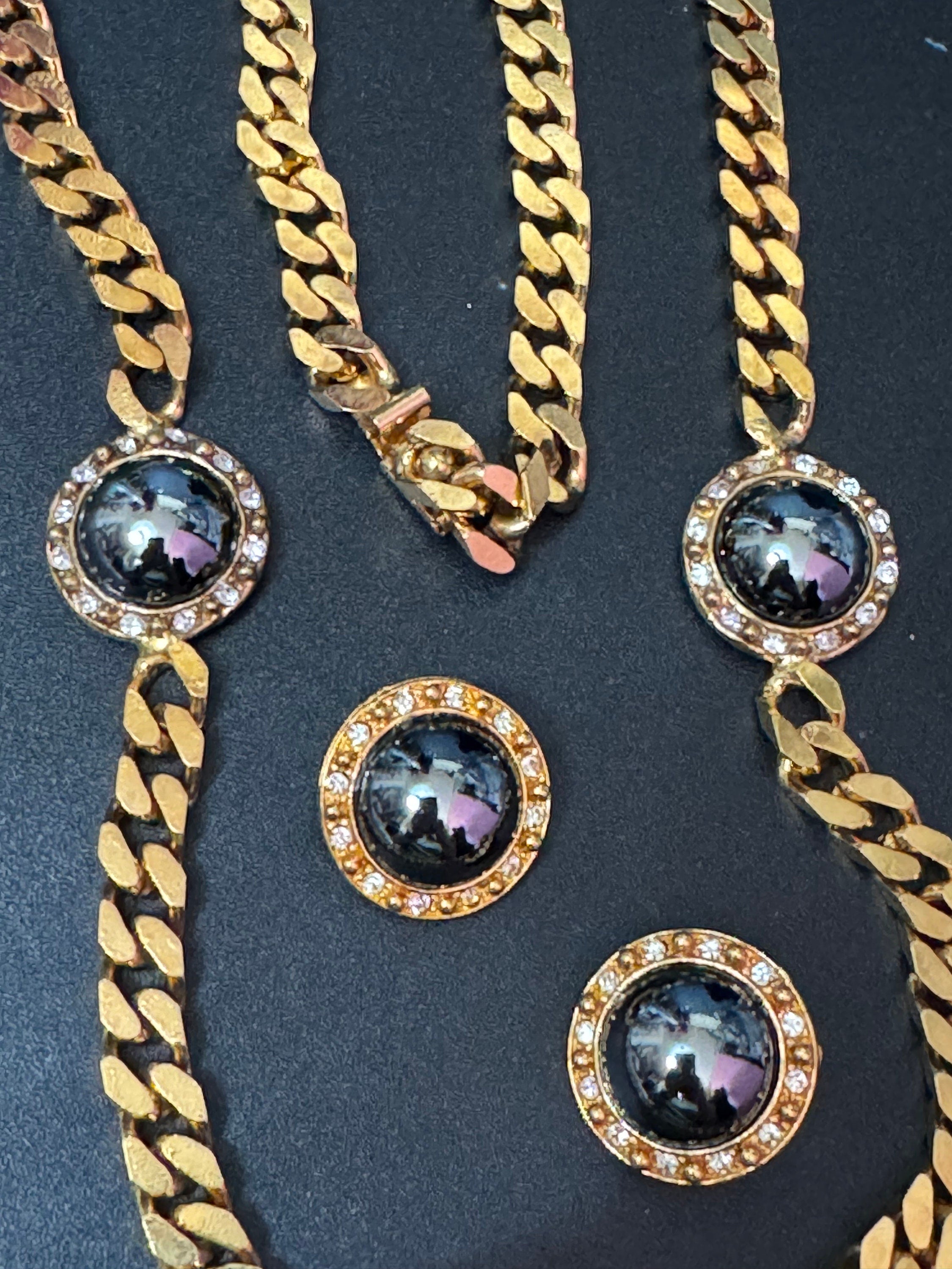 Vintage dark grey pearl domed cabochon clear genuine Swarovski crystal gold tone round rhinestone station necklace and clip on earrings