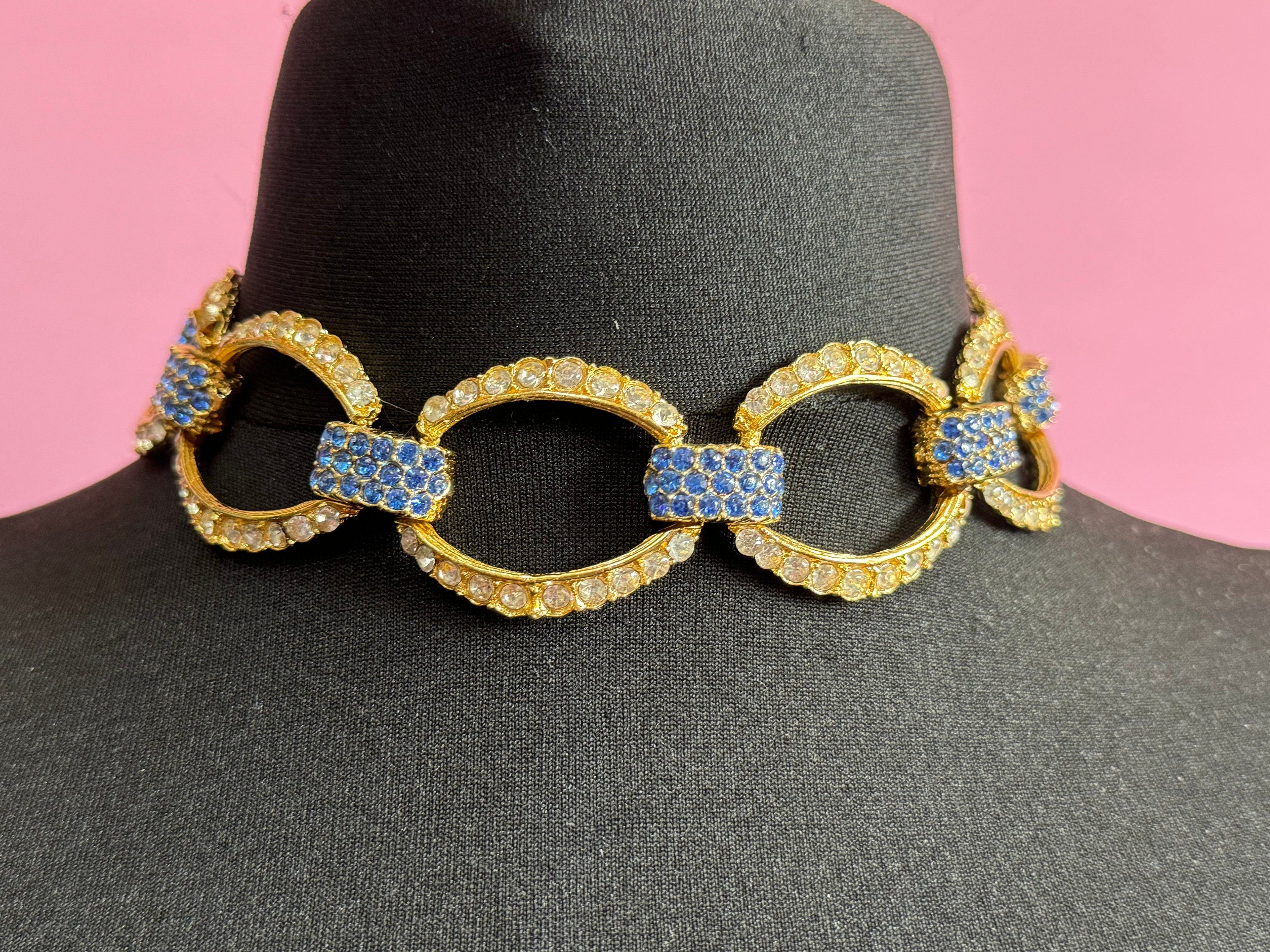 Vintage Sapphire Blue Diamanté Choker: Gold Tone Cable Link Necklace
