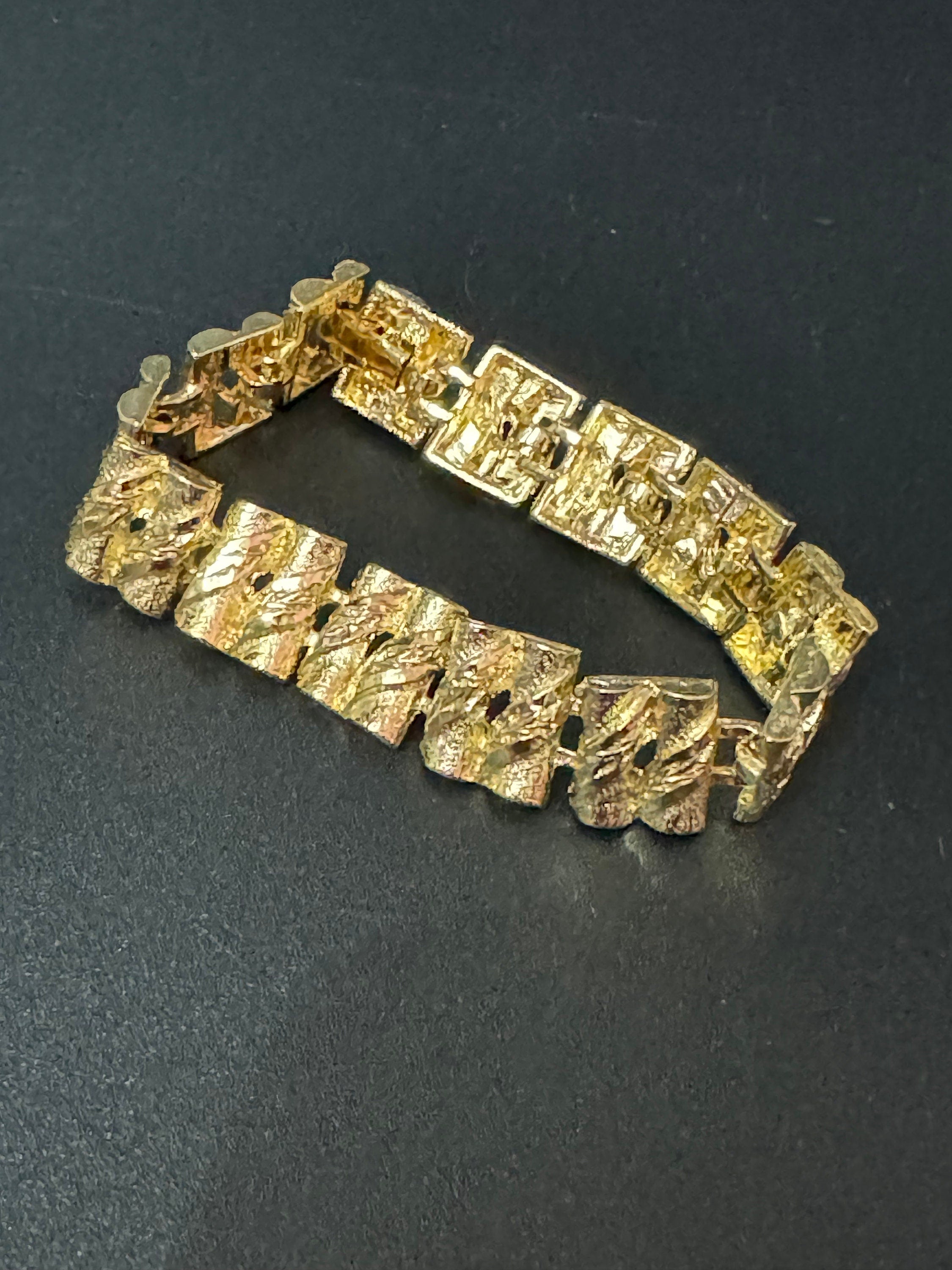 Vintage gold tone textured brutalist abstract panel link bracelet 1970s 18.5 x 12mm mint condition