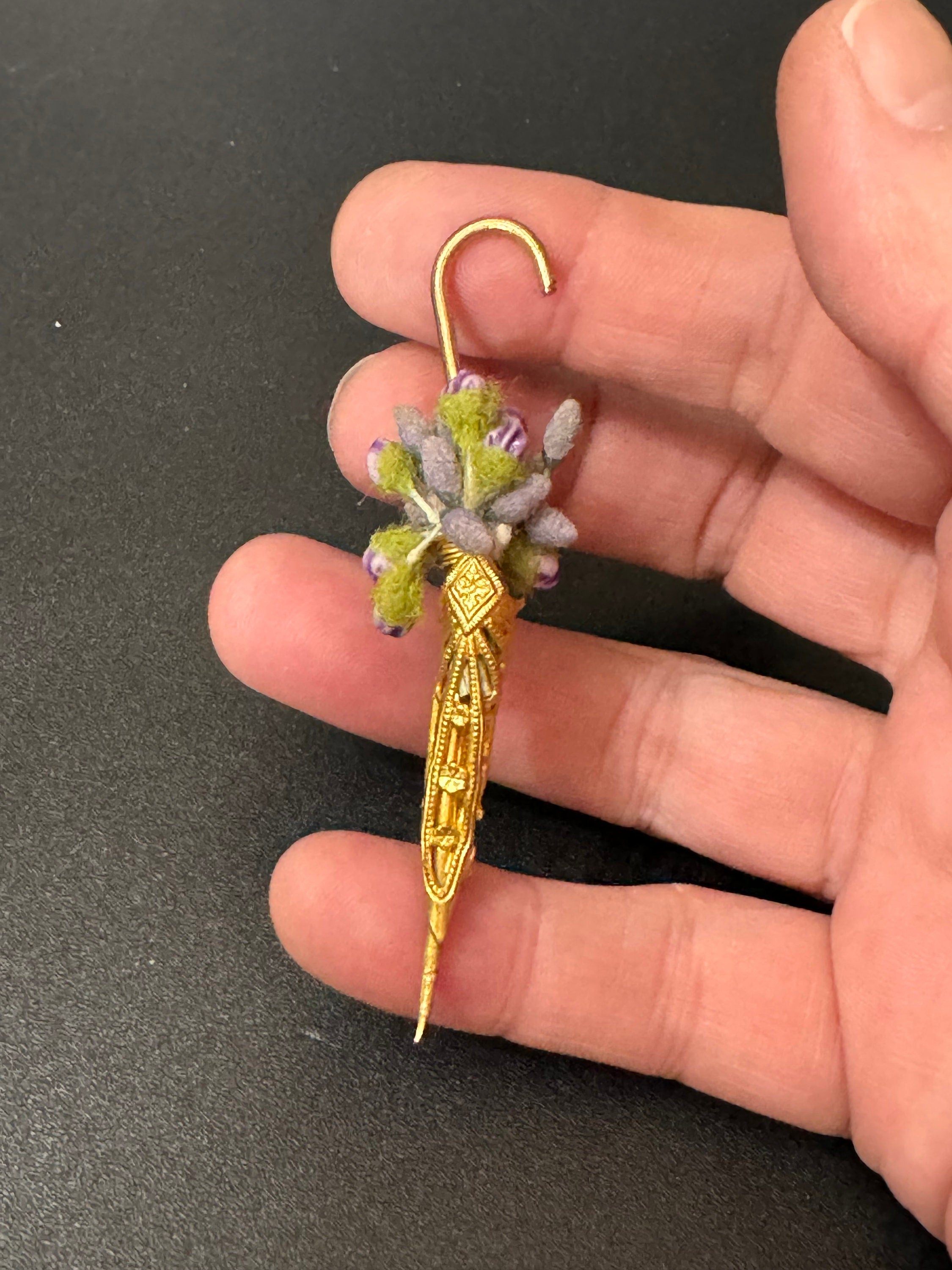 Antique Czech gold tone brass green purple floral Novelty Parasol Umbrella brooch