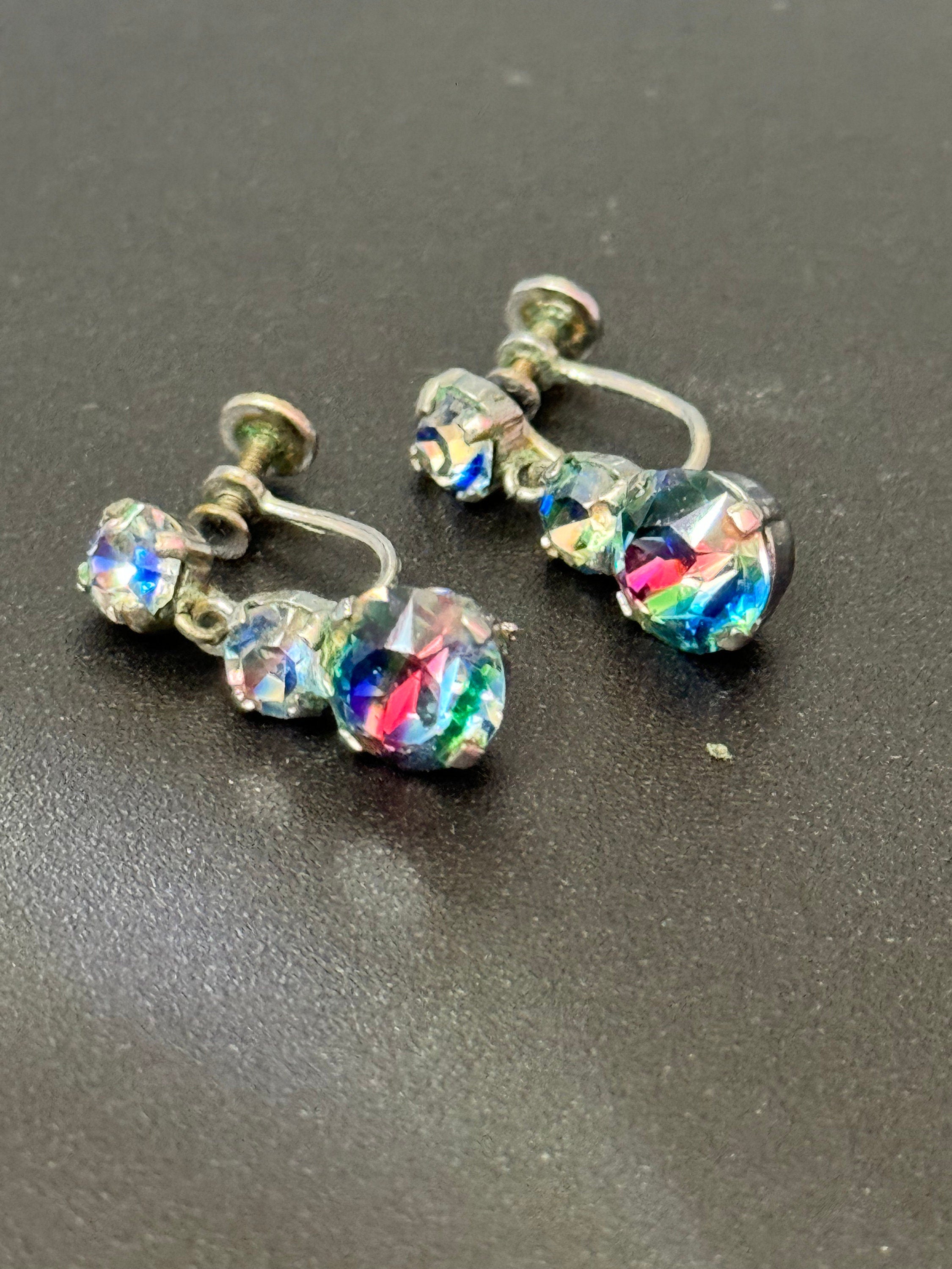 Iris glass Vintage silver tone chrome Clip on Screw Back dainty drop earrings paste rhinestone diamanté 1940s 1950s rainbow